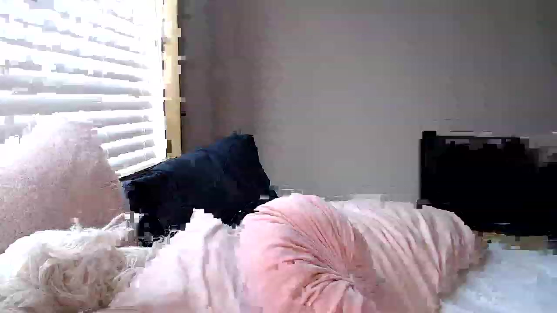 Gallery image thumbnail from Alexis_Anne's myfreecams stream on, 01/19/2023, 18:09 image 17 of 20
