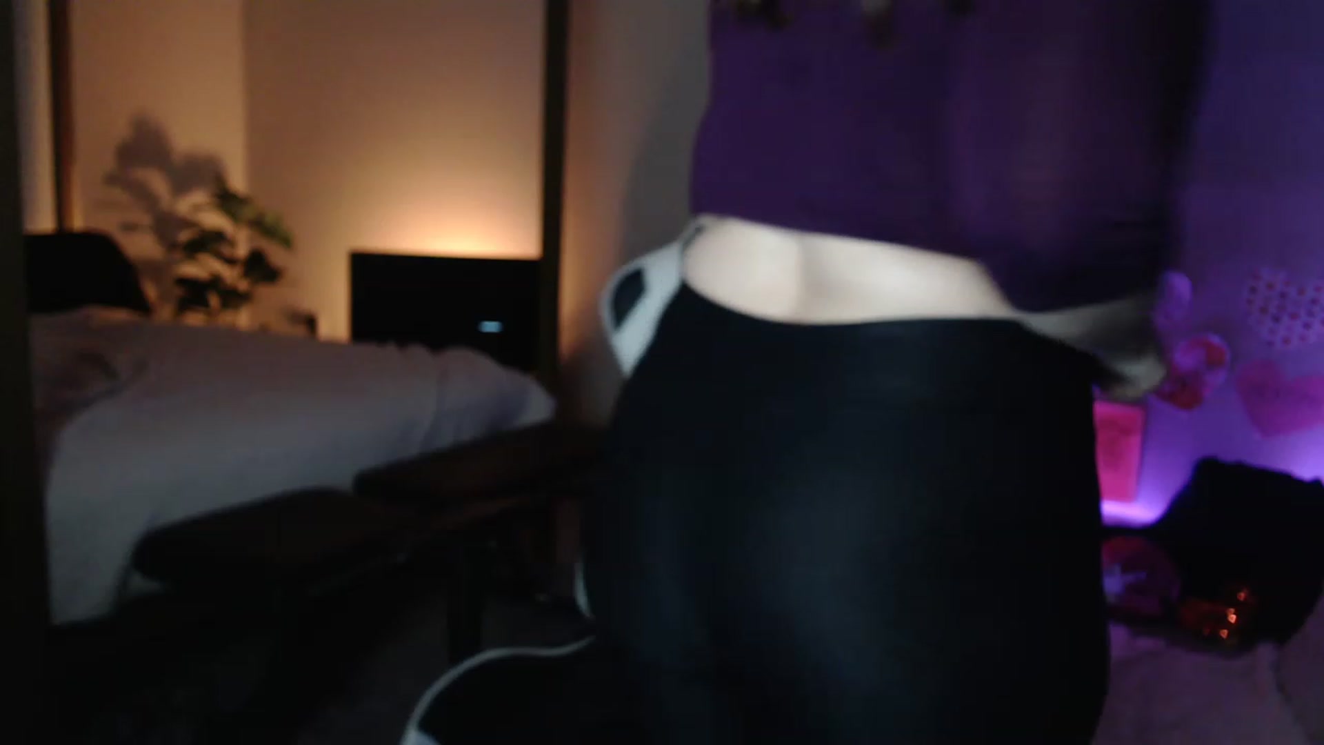 Gallery image thumbnail from Alexis_Anne's myfreecams stream on, 01/31/2023, 01:04 image 20 of 20