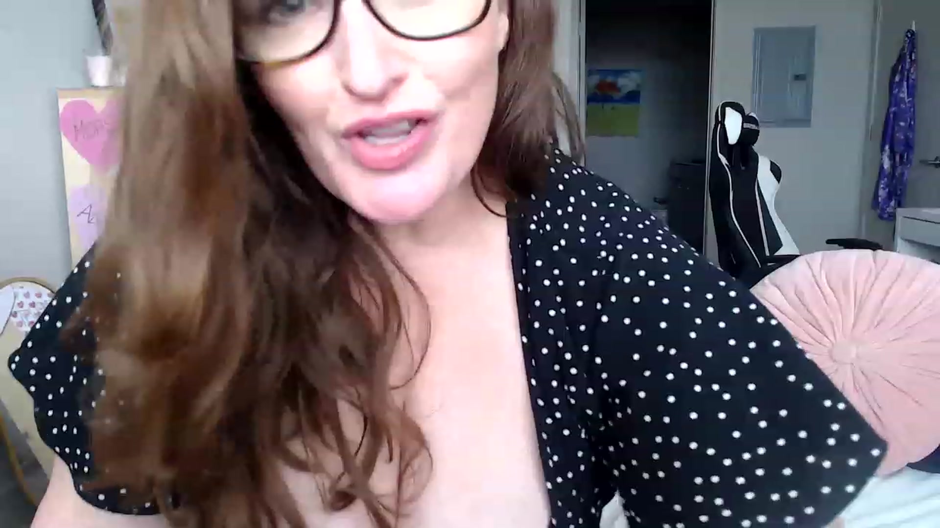 Gallery image thumbnail from Alexis_Anne's myfreecams stream on, 02/01/2023, 20:54 image 20 of 20