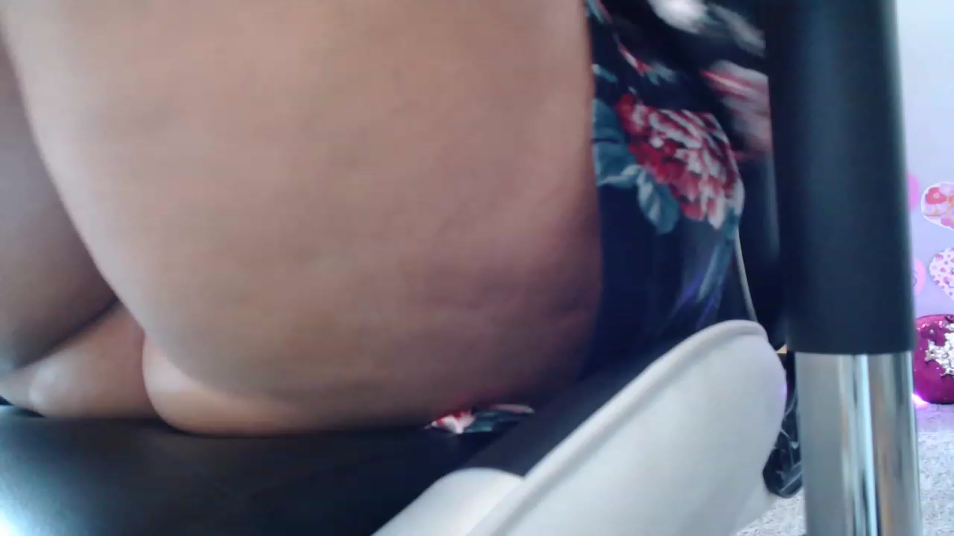 Gallery image thumbnail from Alexis_Anne's myfreecams stream on, 02/04/2023, 19:47 image 5 of 20
