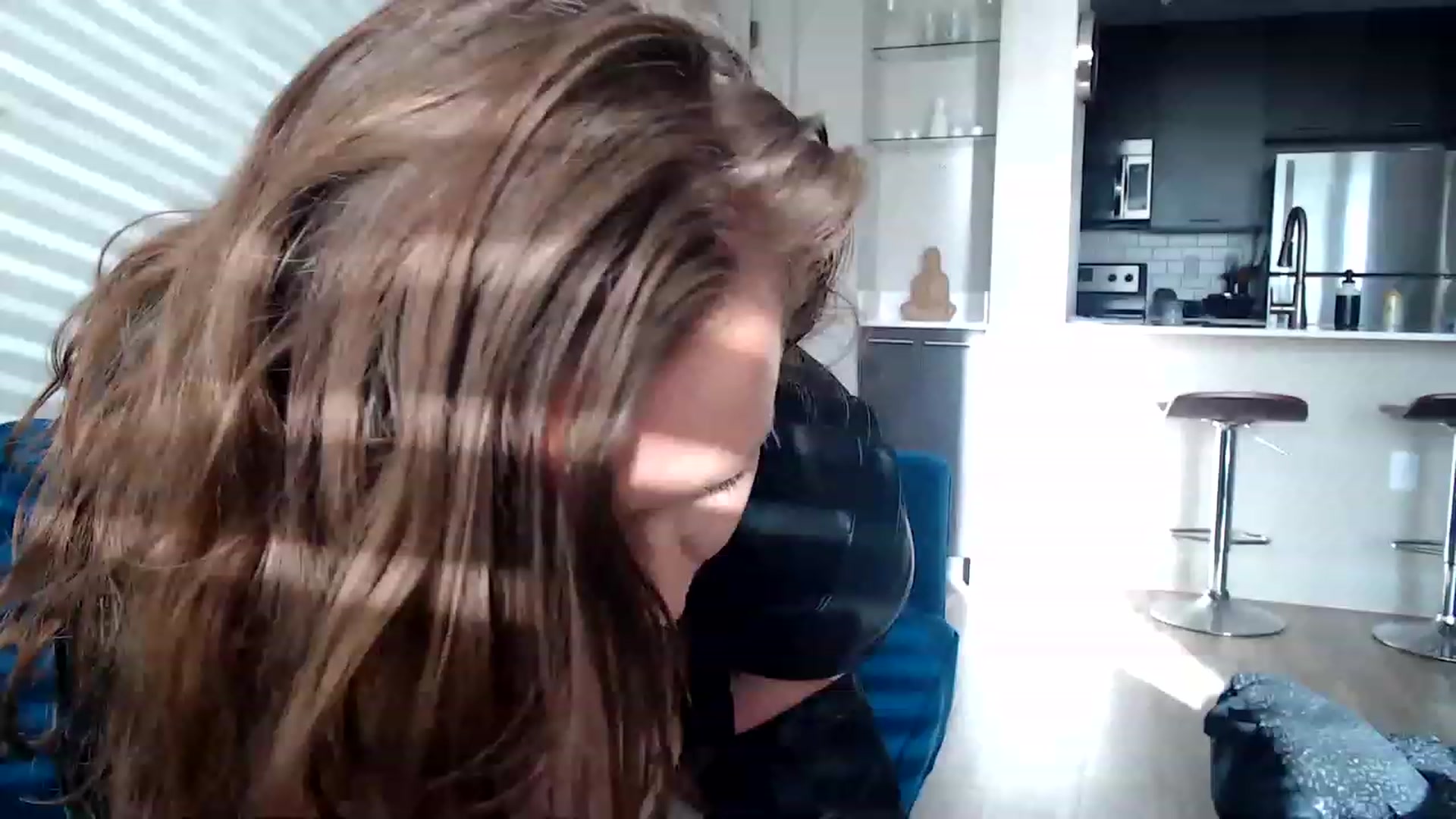 Gallery image thumbnail from Alexis_Anne's myfreecams stream on, 02/18/2023, 22:34 image 14 of 20