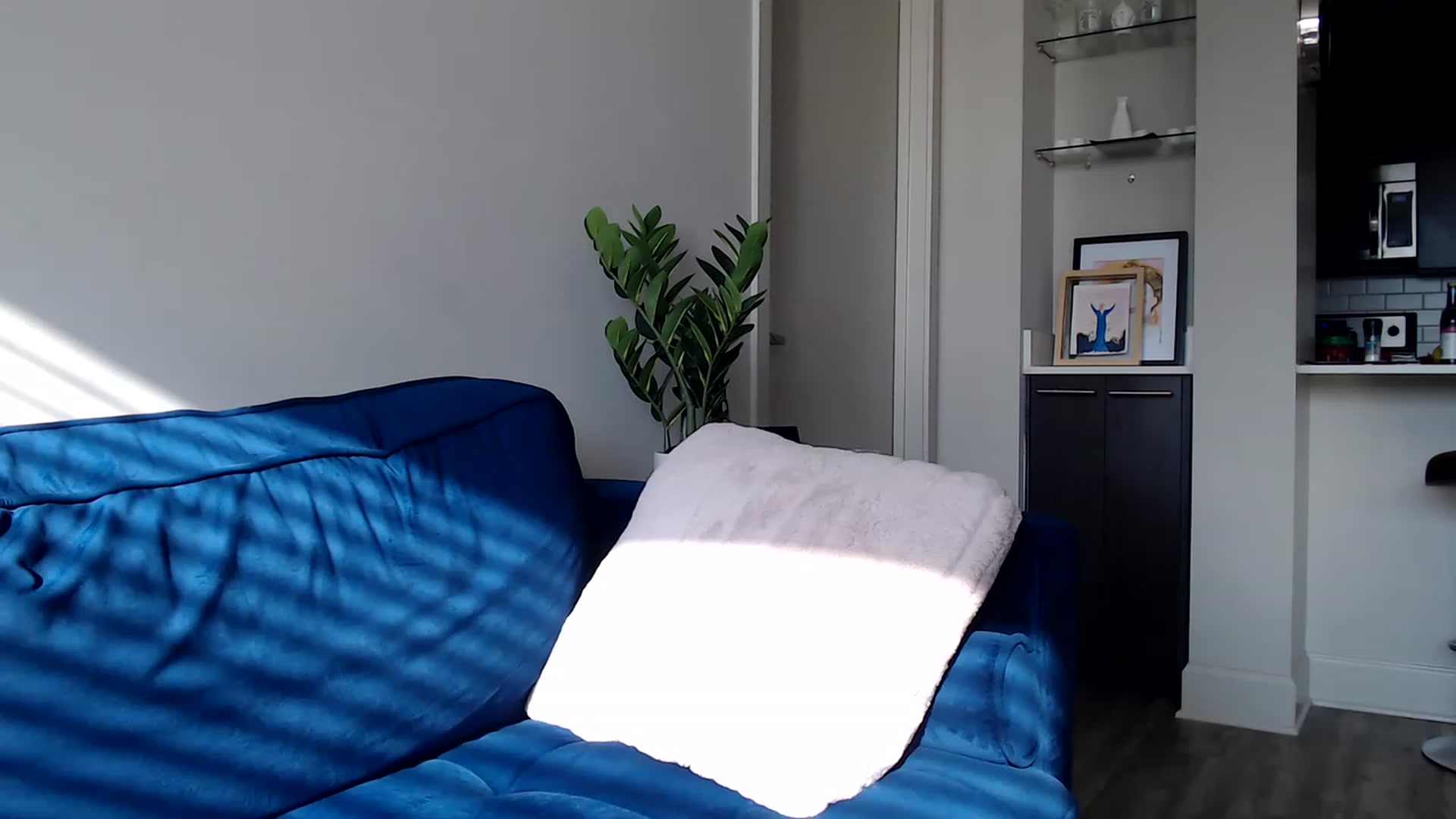 Gallery image thumbnail from Alexis_Anne's myfreecams stream on, 03/10/2023, 21:54 image 13 of 20