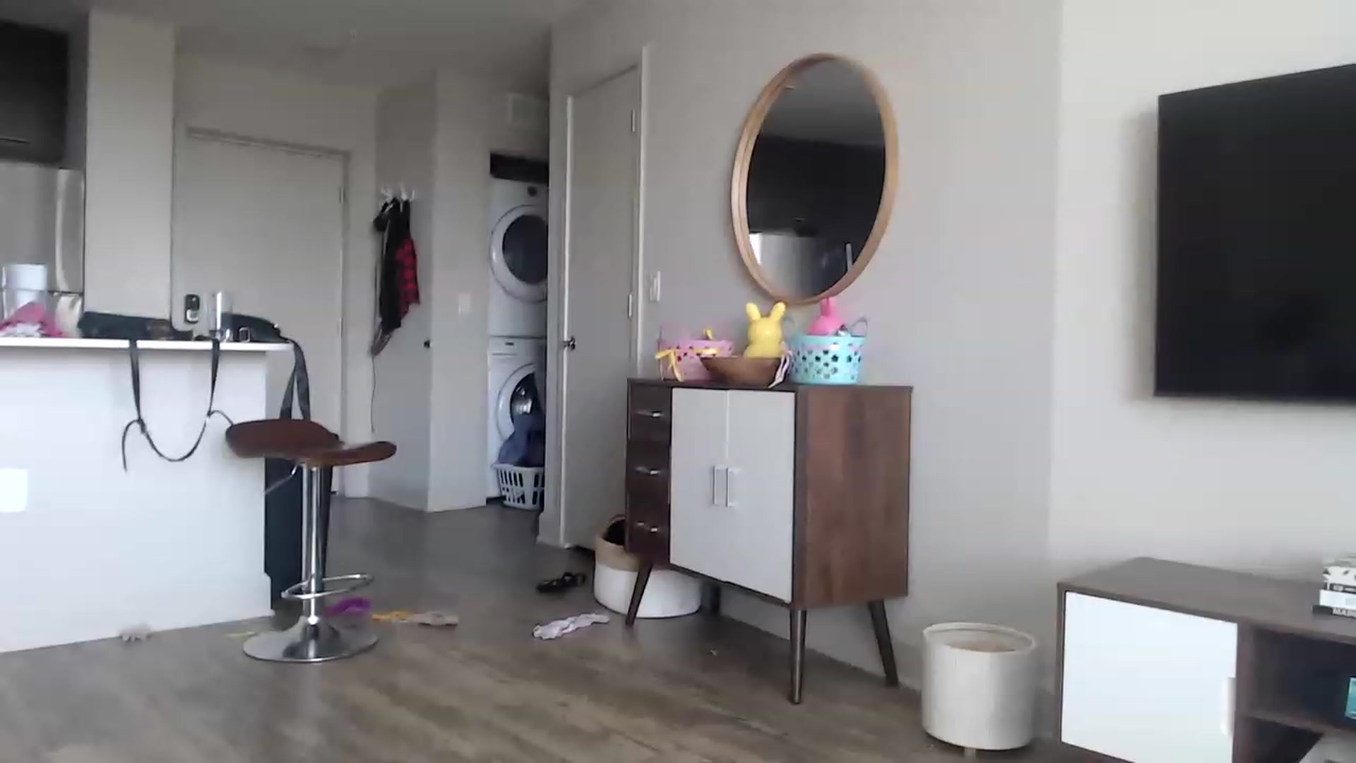 Gallery image thumbnail from Alexis_Anne's myfreecams stream on, 04/14/2023, 20:53 image 12 of 20