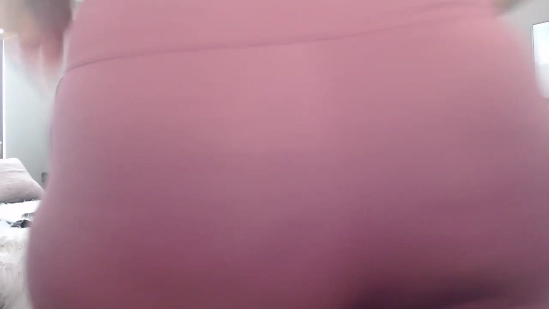 Gallery image thumbnail from Alexis_Anne's myfreecams stream on, 04/18/2023, 18:14 image 12 of 20
