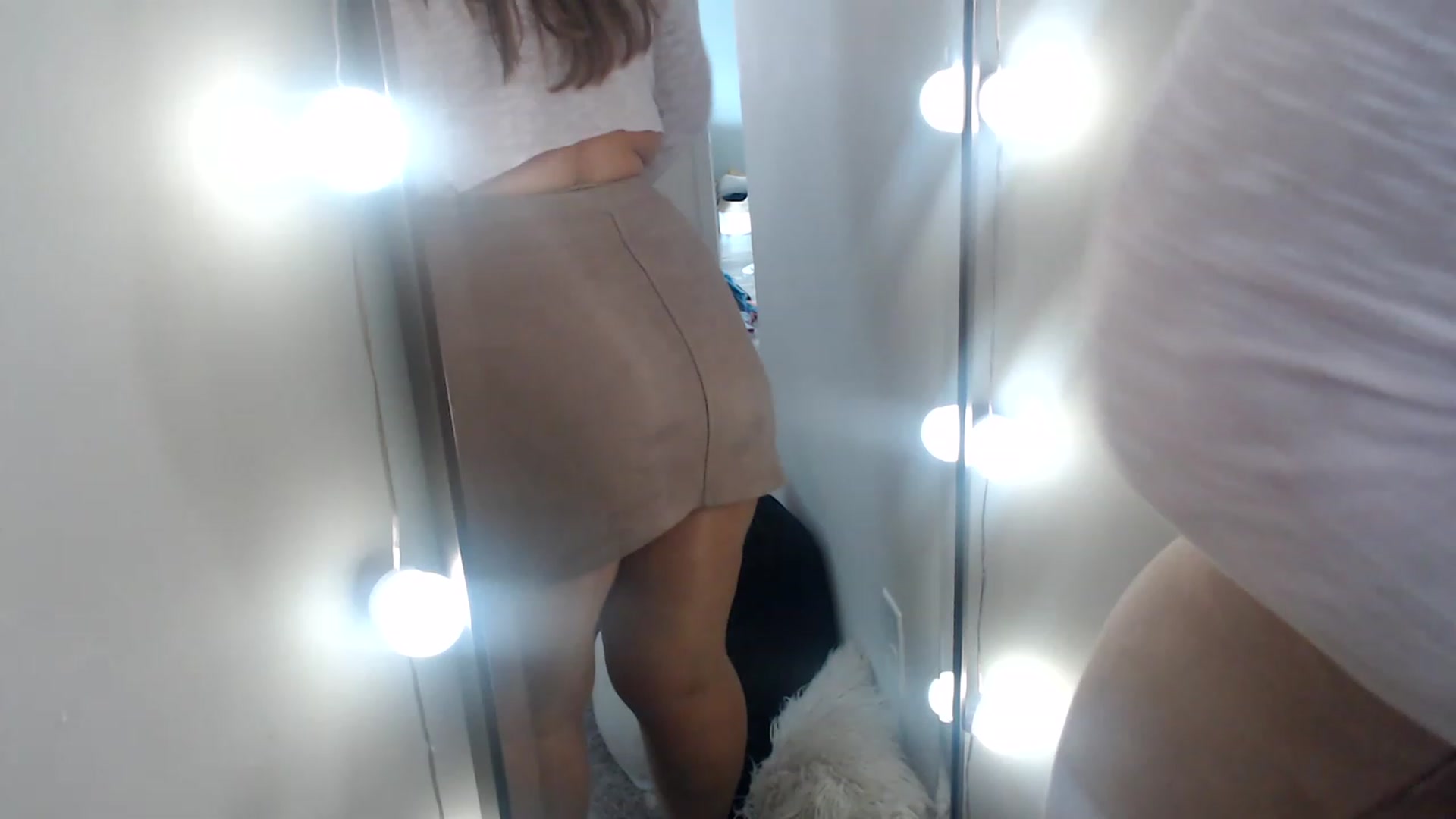 Gallery image thumbnail from Alexis_Anne's myfreecams stream on, 04/21/2023, 19:12 image 1 of 20