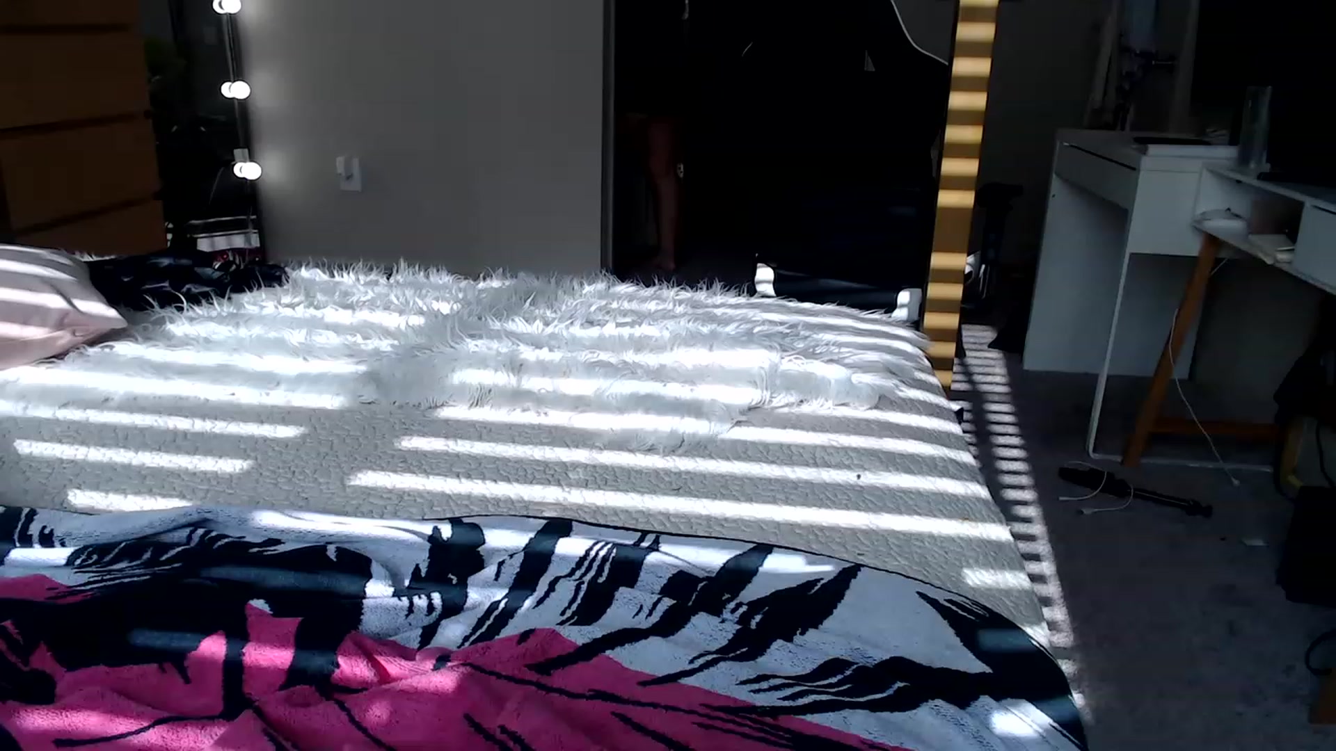 Gallery image thumbnail from Alexis_Anne's myfreecams stream on, 05/08/2023, 22:26 image 11 of 20