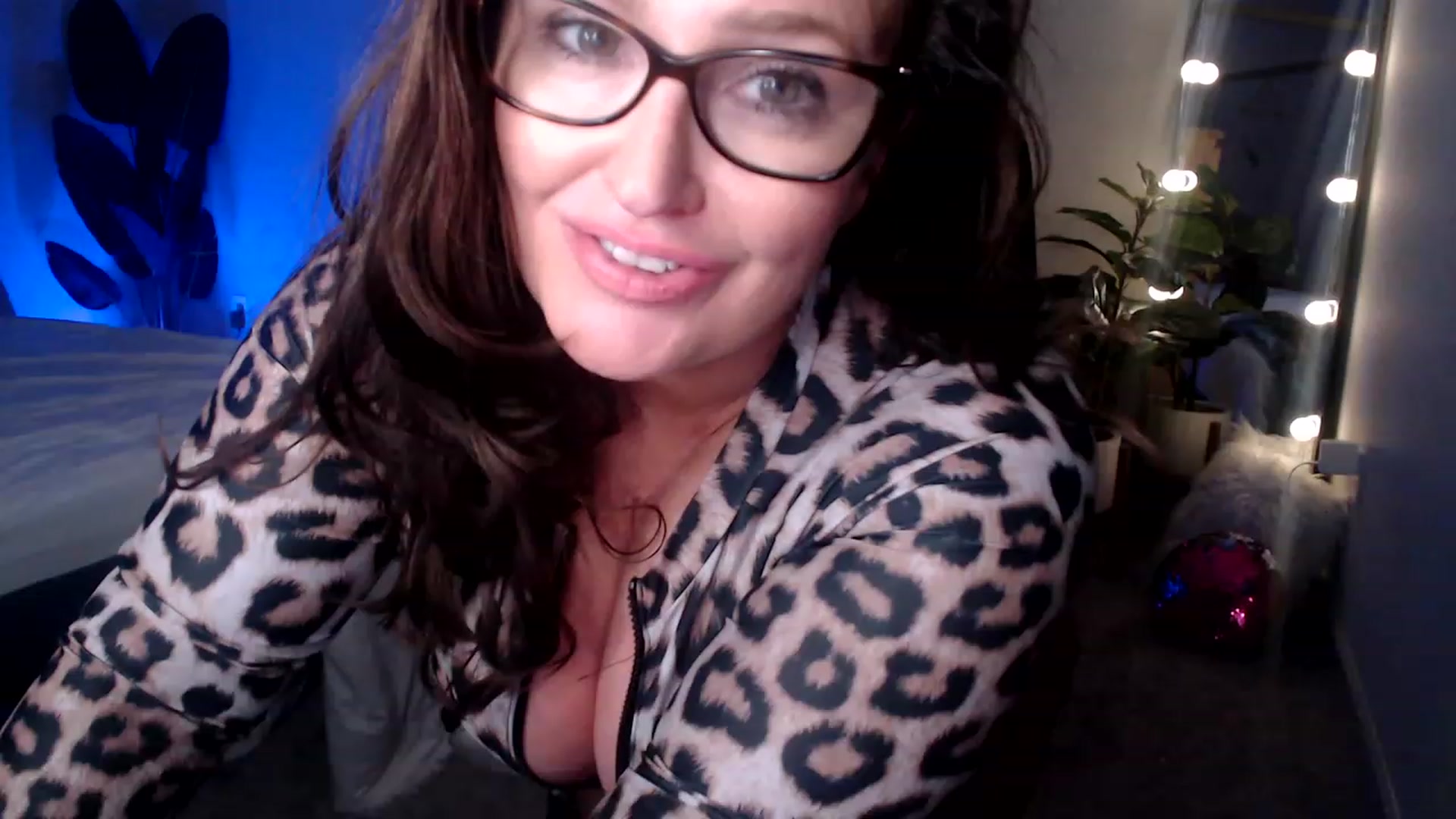 Gallery image thumbnail from Alexis_Anne's myfreecams stream on, 05/26/2023, 24:51 image 9 of 20