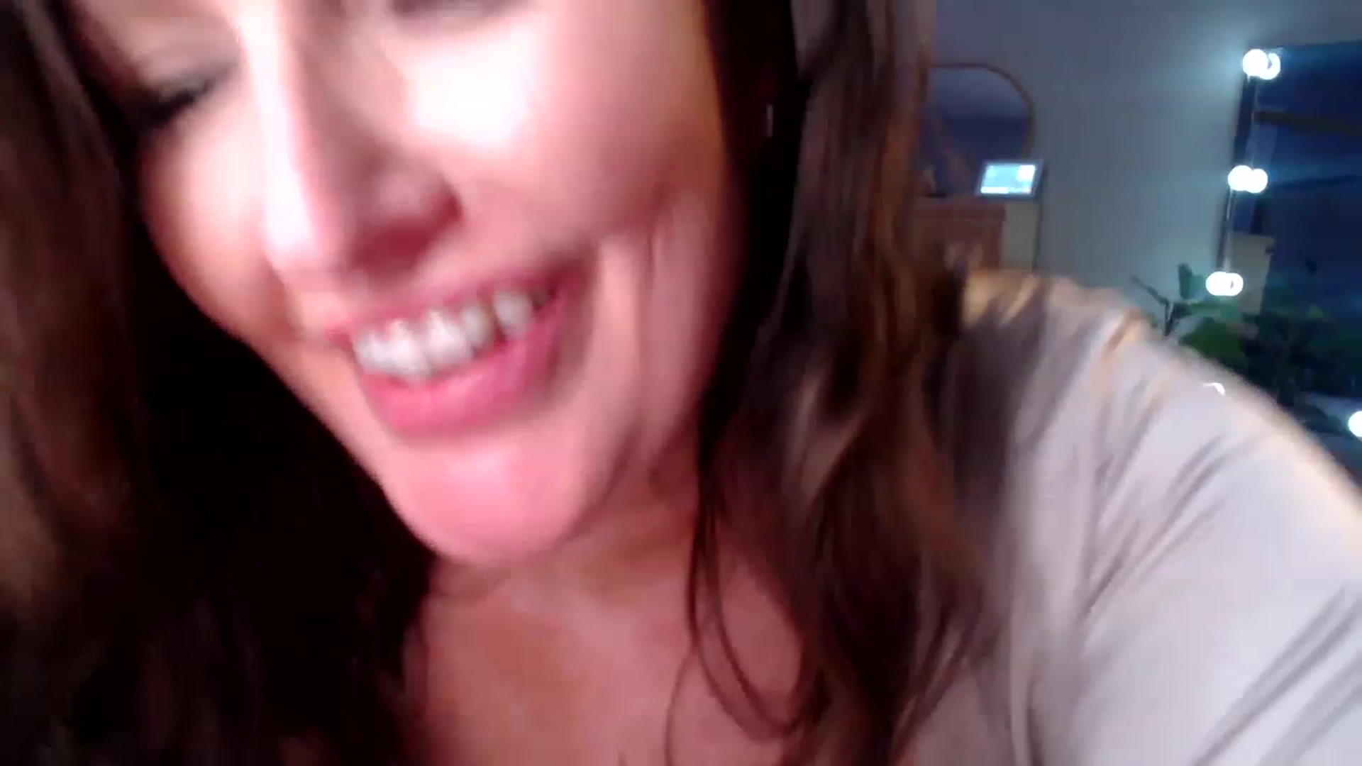 Gallery image thumbnail from Alexis_Anne's myfreecams stream on, 06/03/2023, 01:42 image 7 of 20