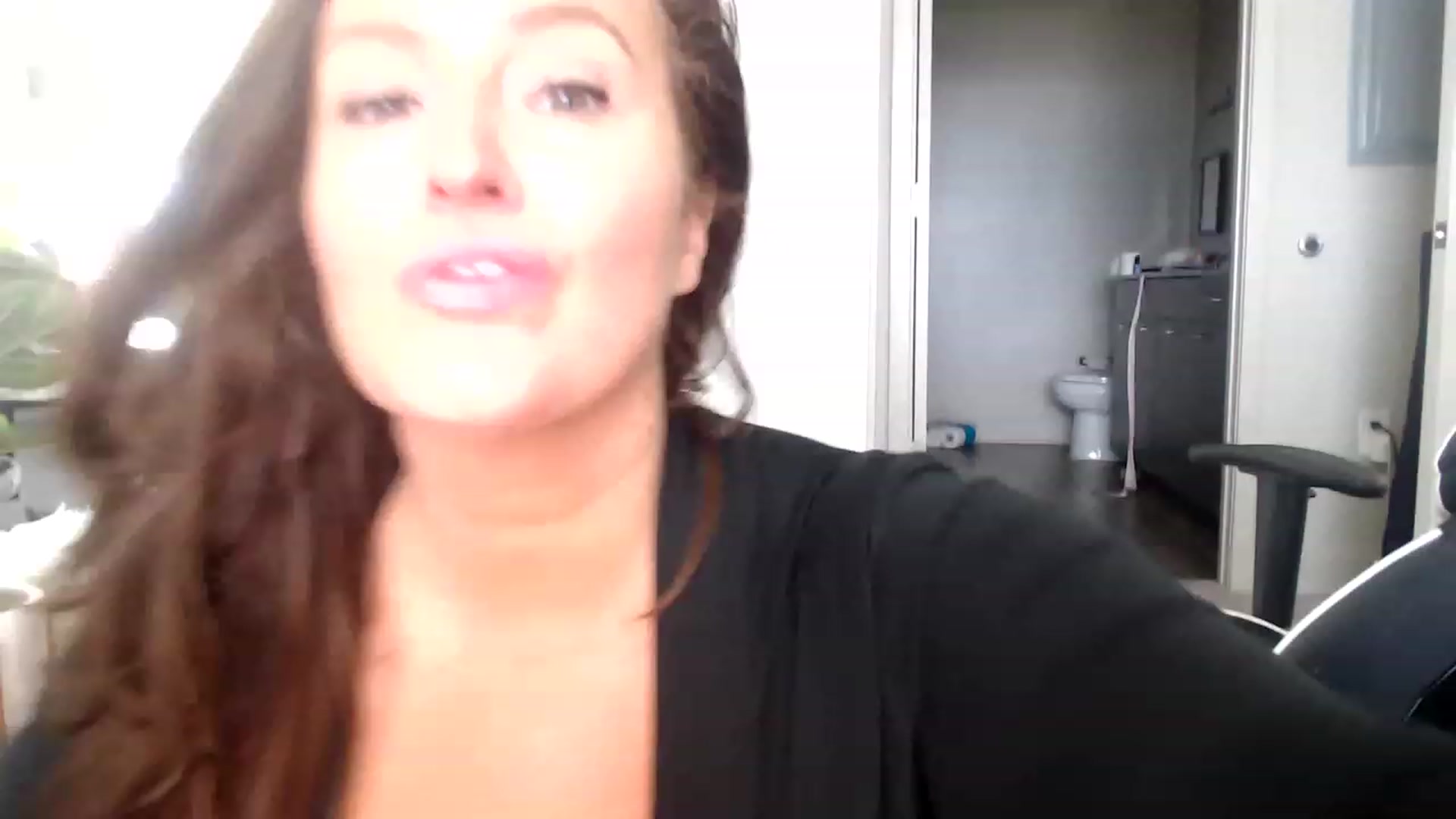 Gallery image thumbnail from Alexis_Anne's myfreecams stream on, 06/11/2023, 15:45 image 5 of 20