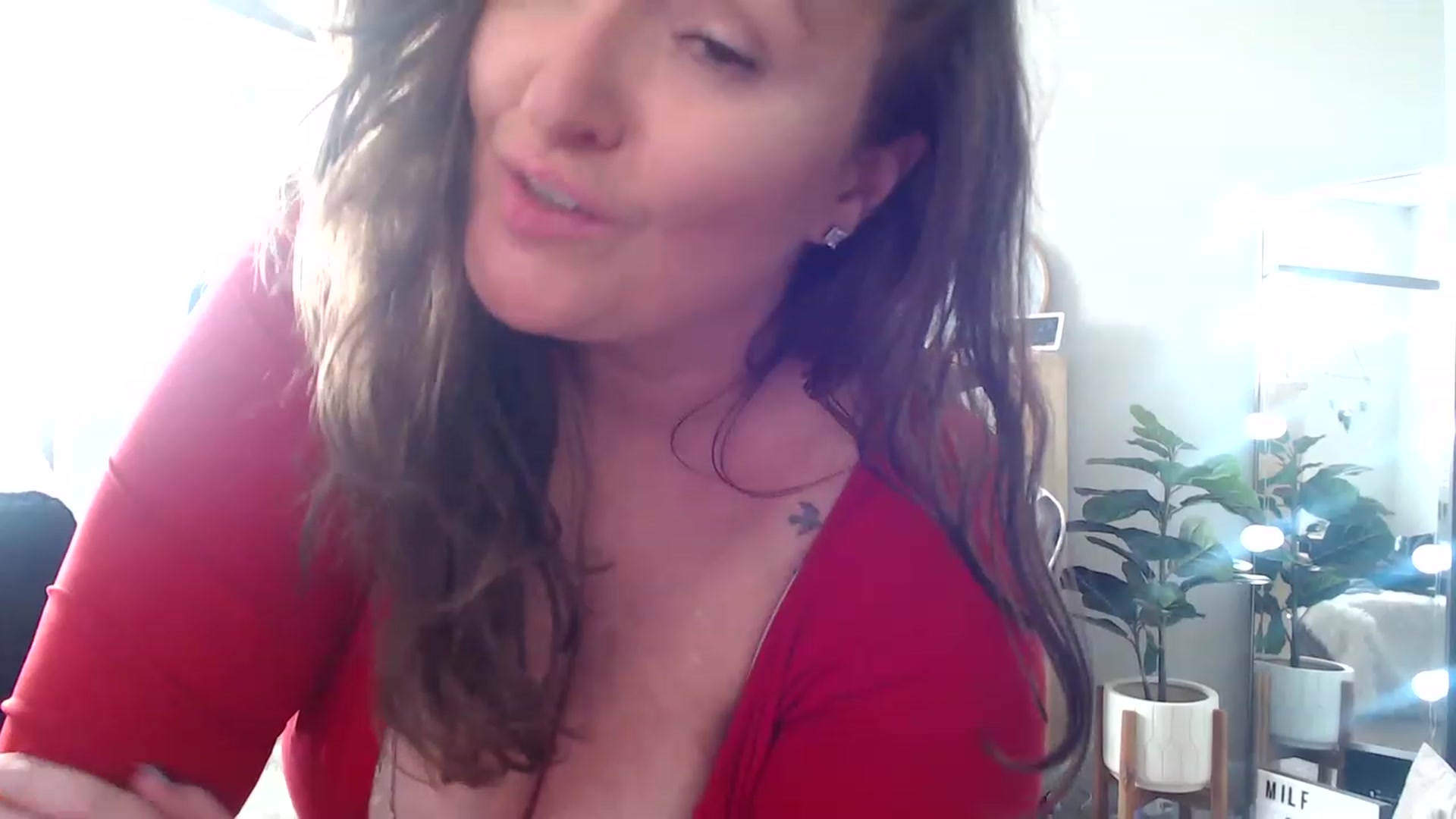 Gallery image thumbnail from Alexis_Anne's myfreecams stream on, 06/13/2023, 24:06 image 7 of 20