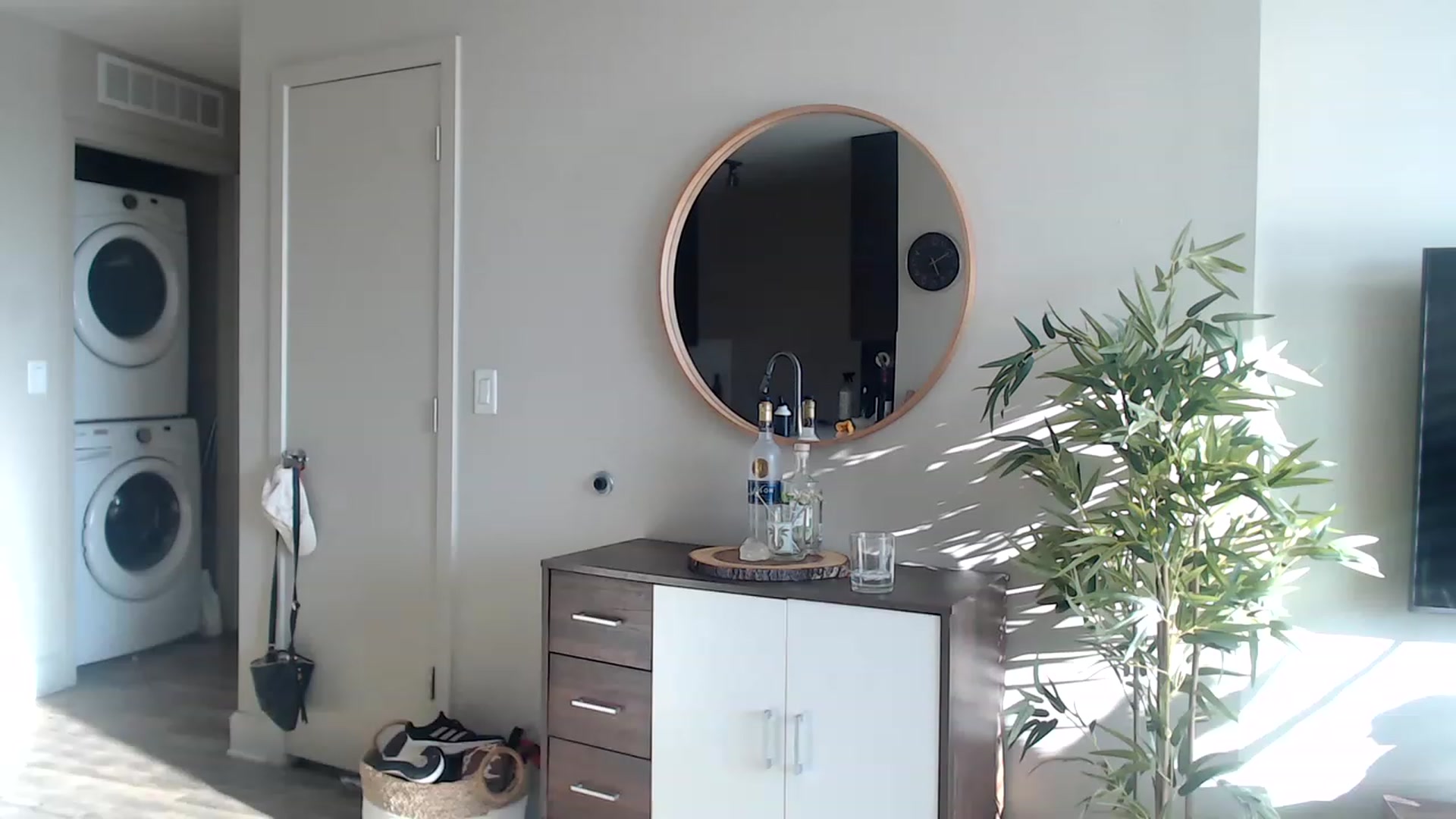 Gallery image thumbnail from Alexis_Anne's myfreecams stream on, 06/13/2023, 23:58 image 1 of 20