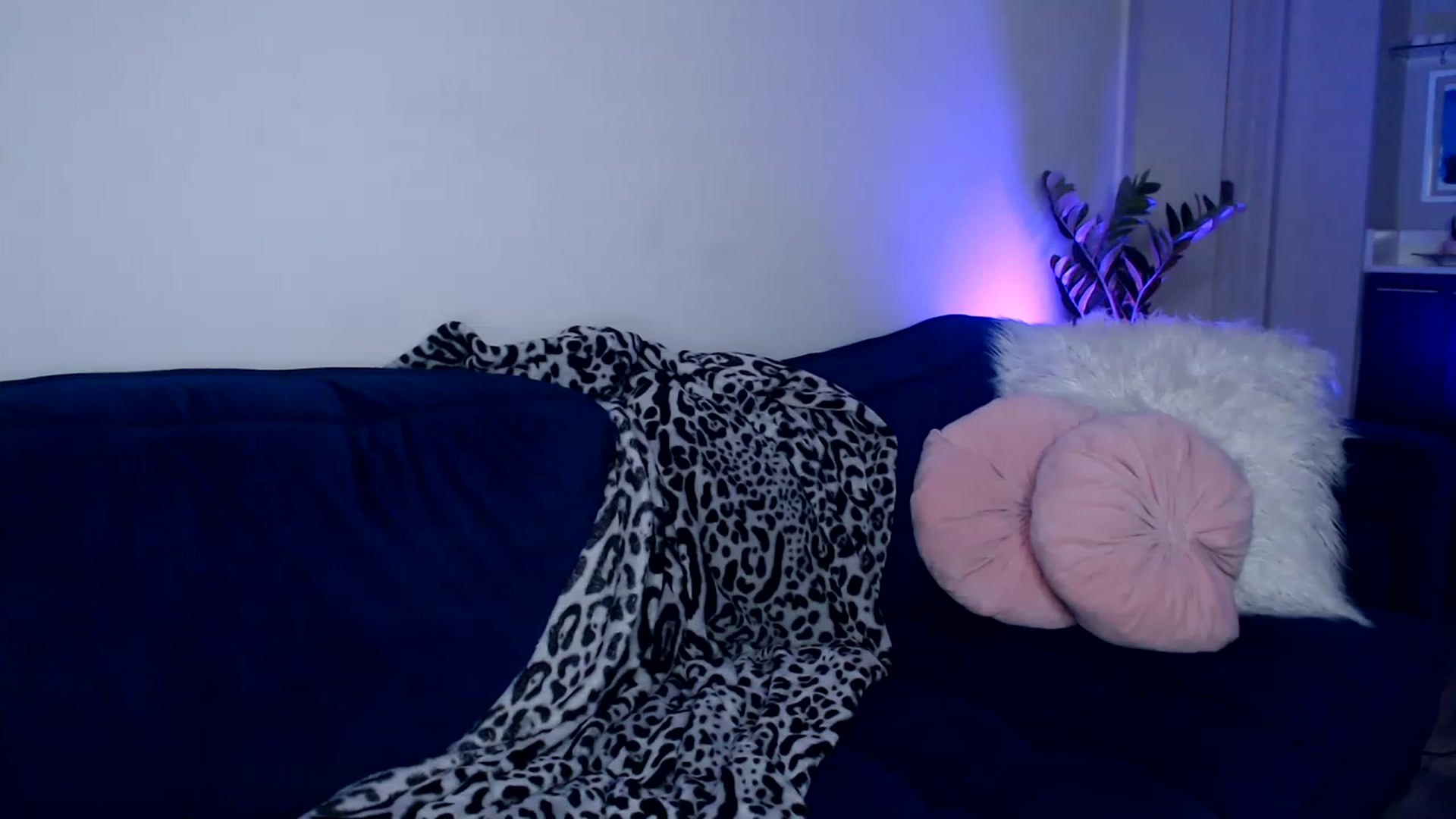 Gallery image thumbnail from Alexis_Anne's myfreecams stream on, 06/21/2023, 02:01 image 1 of 20