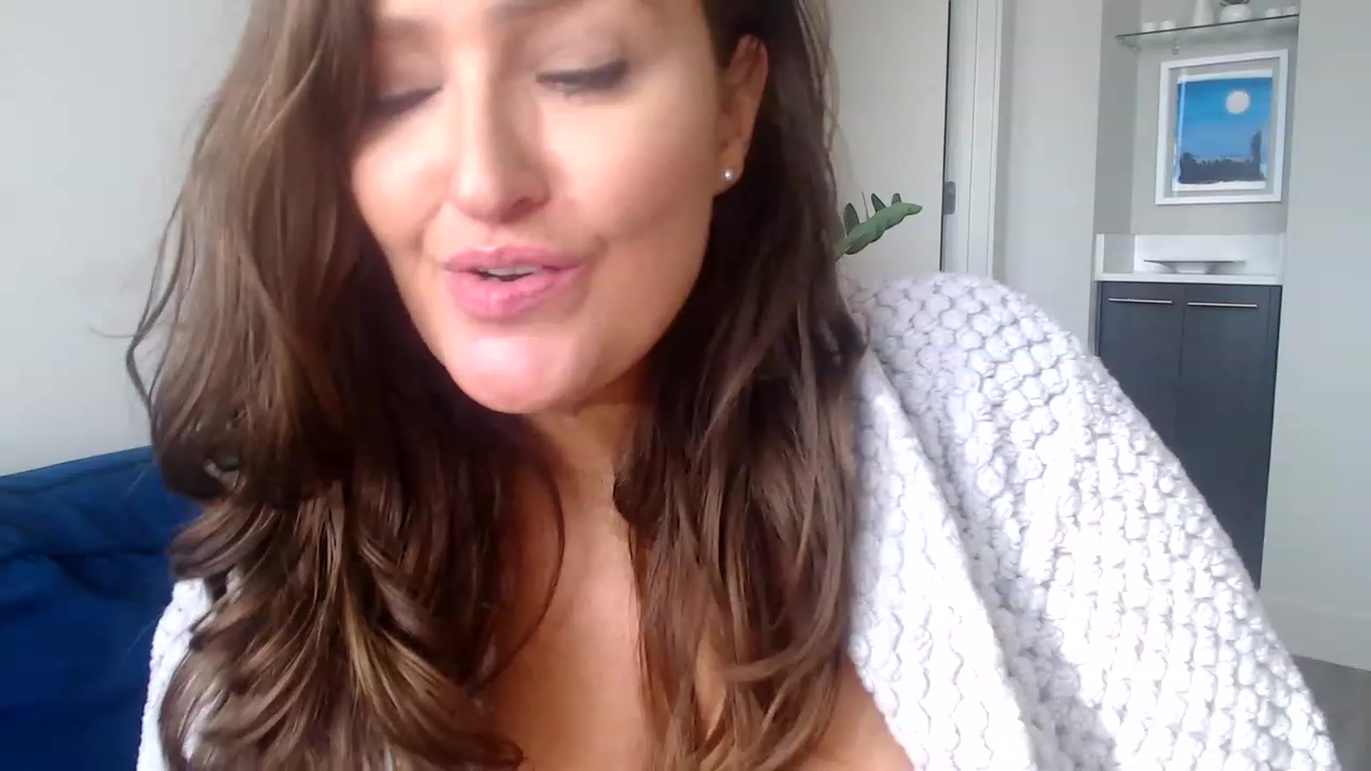 Gallery image thumbnail from Alexis_Anne's myfreecams stream on, 06/21/2023, 22:38 image 15 of 20