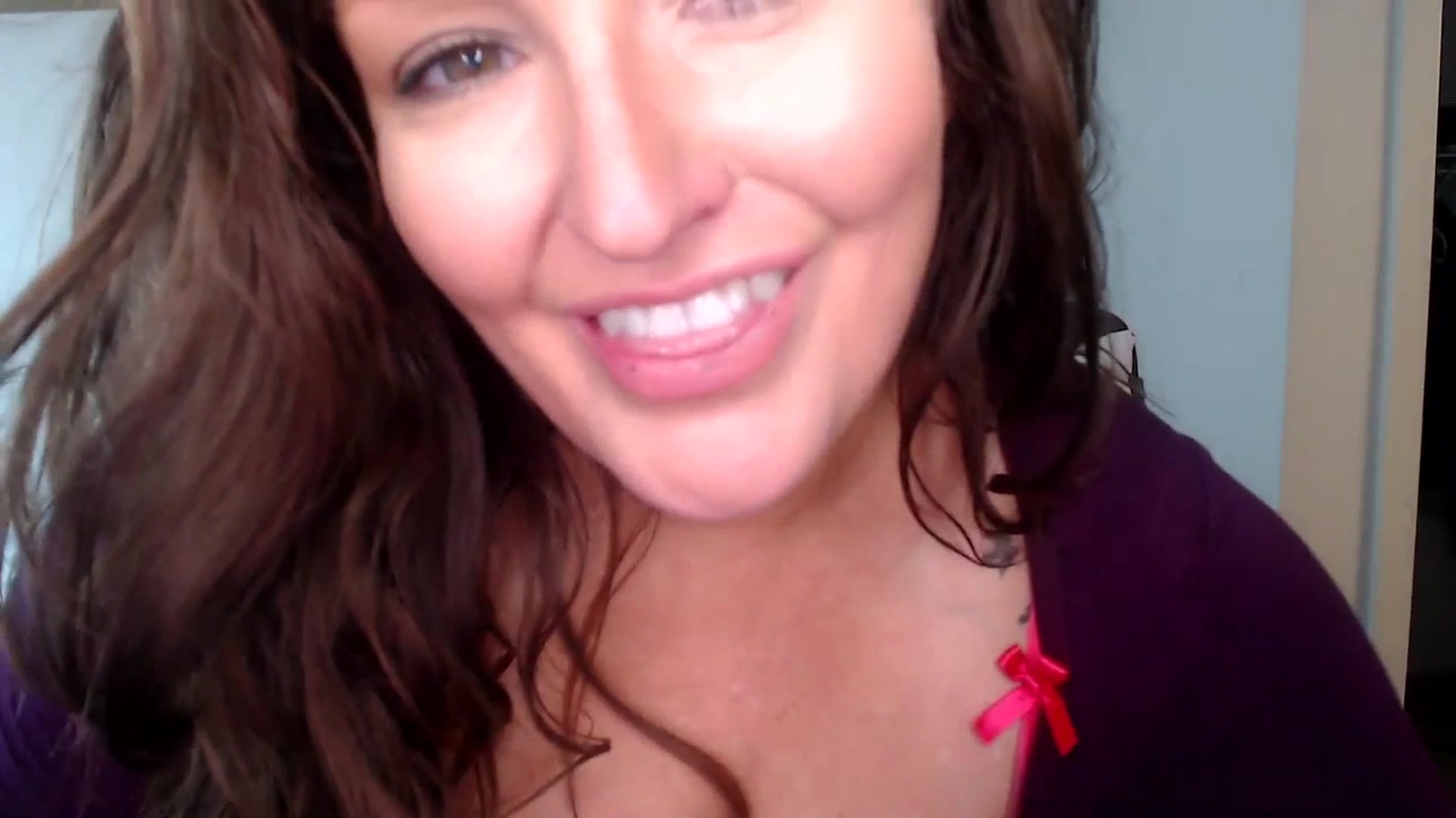 Gallery image thumbnail from Alexis_Anne's myfreecams stream on, 07/03/2023, 18:56 image 2 of 20