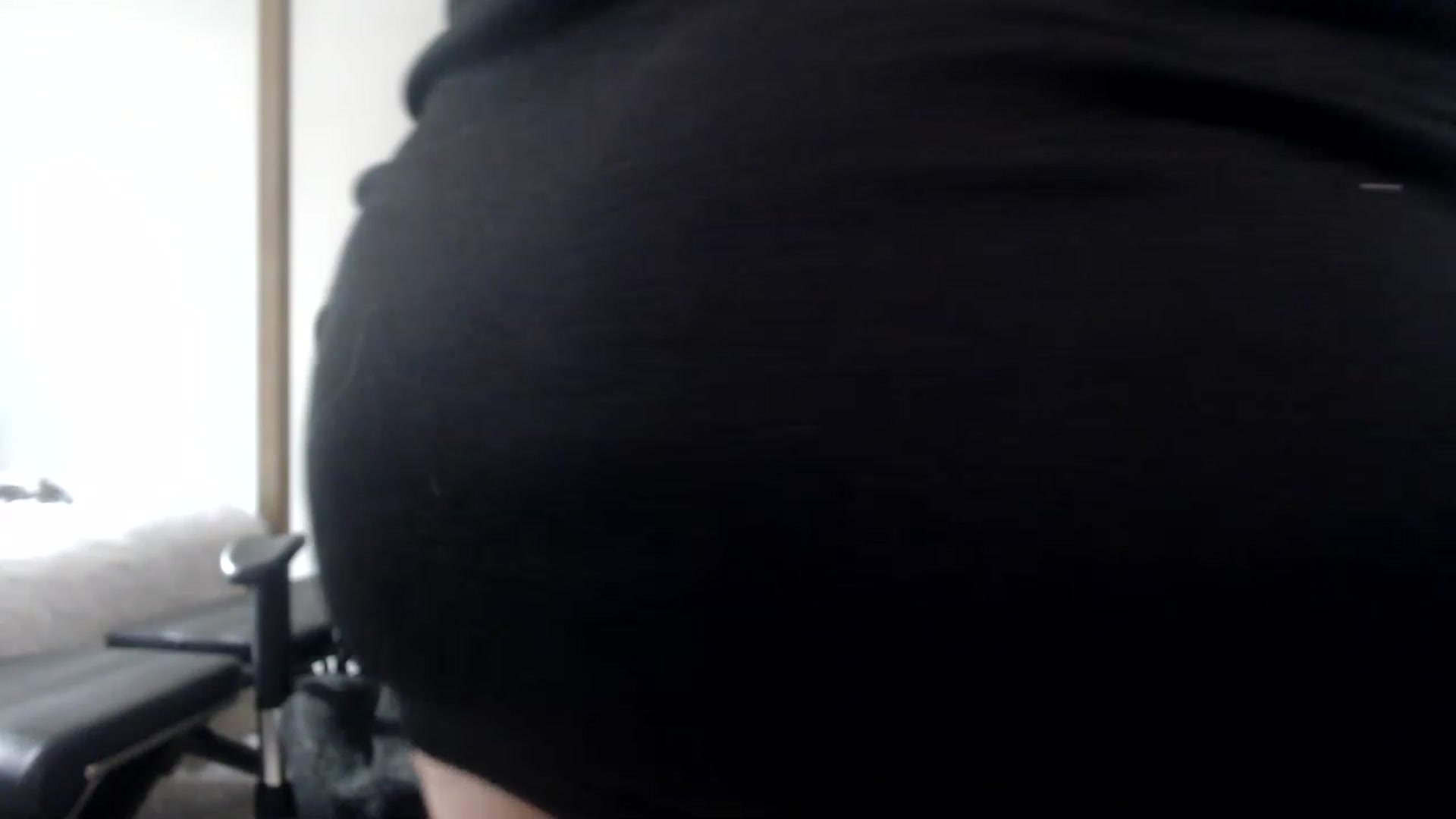 Gallery image thumbnail from Alexis_Anne's myfreecams stream on, 07/03/2023, 23:14 image 3 of 20