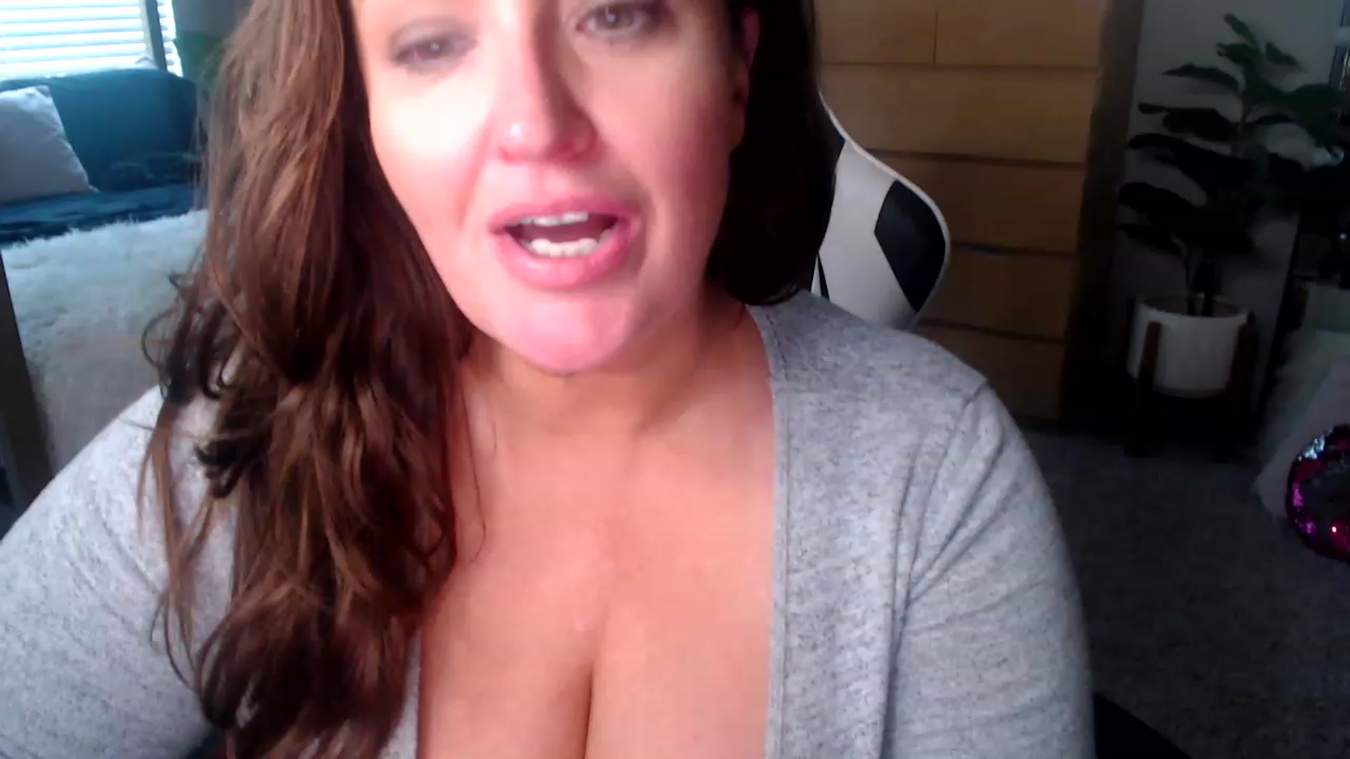 Gallery image thumbnail from Alexis_Anne's myfreecams stream on, 07/03/2023, 23:14 image 13 of 20