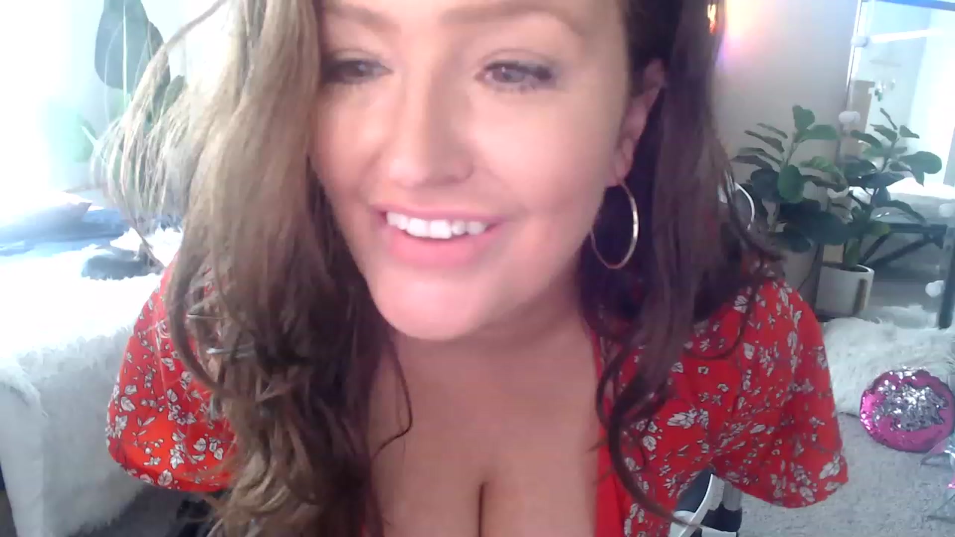 Gallery image thumbnail from Alexis_Anne's myfreecams stream on, 07/04/2023, 20:04 image 4 of 20