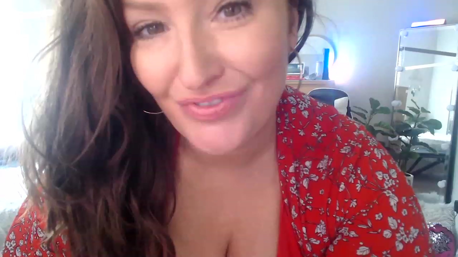 Gallery image thumbnail from Alexis_Anne's myfreecams stream on, 07/04/2023, 20:04 image 11 of 20