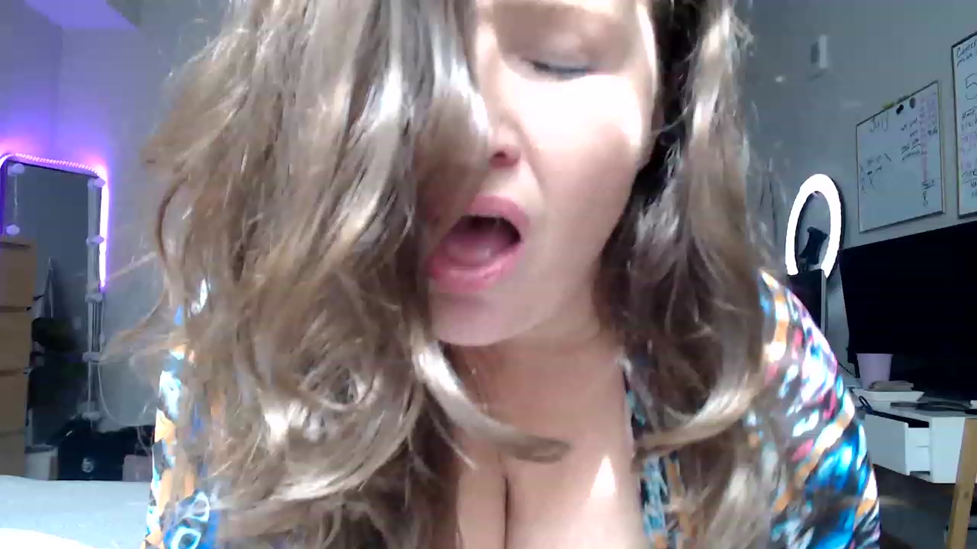 Gallery image thumbnail from Alexis_Anne's myfreecams stream on, 07/11/2023, 21:02 image 12 of 20