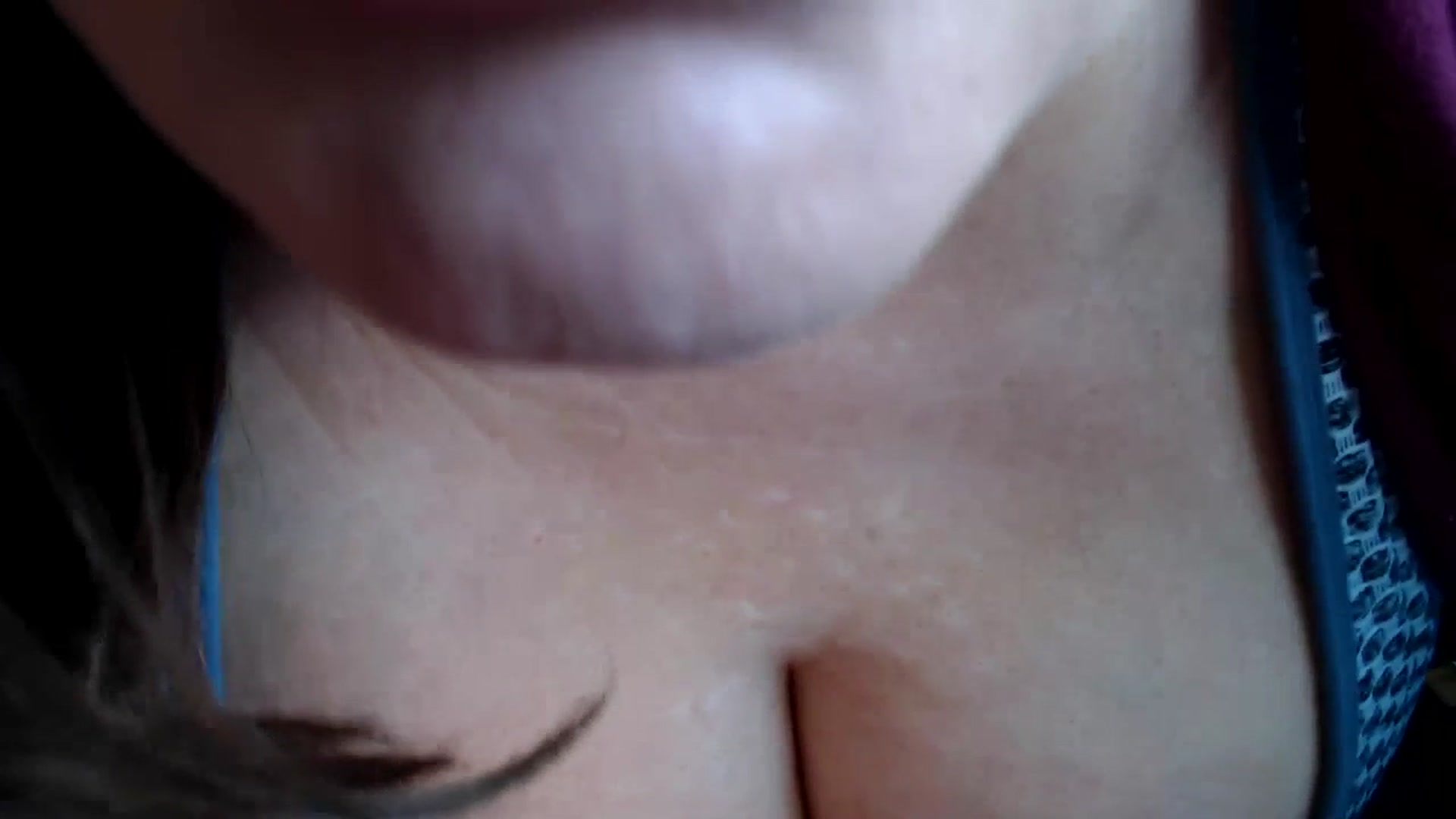 Gallery image thumbnail from Alexis_Anne's myfreecams stream on, 07/13/2023, 16:00 image 17 of 20