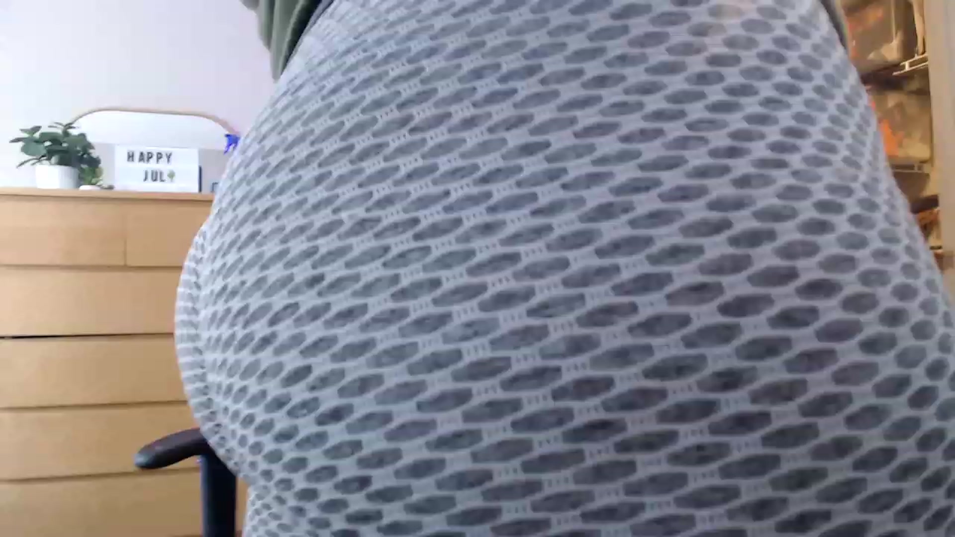 Gallery image thumbnail from Alexis_Anne's myfreecams stream on, 07/18/2023, 20:13 image 12 of 20