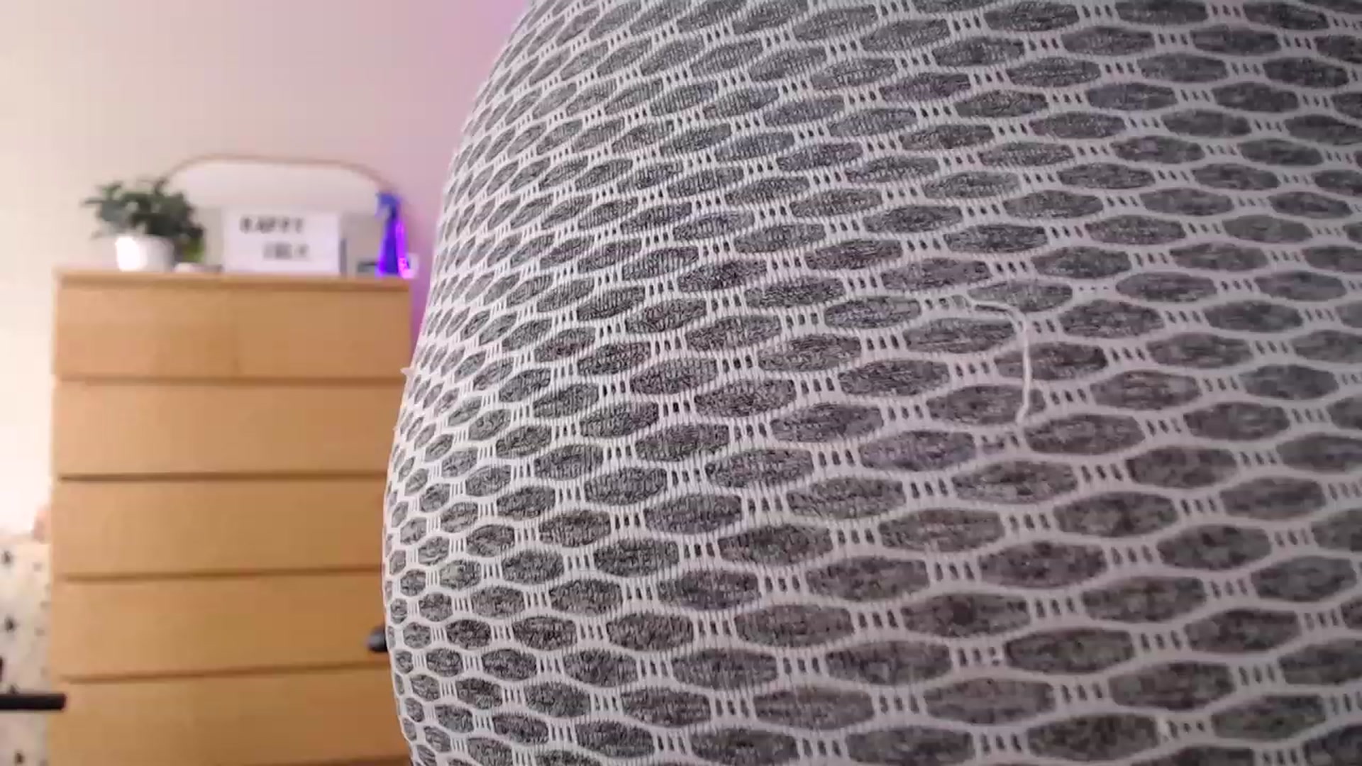 Gallery image thumbnail from Alexis_Anne's myfreecams stream on, 07/18/2023, 20:13 image 4 of 20