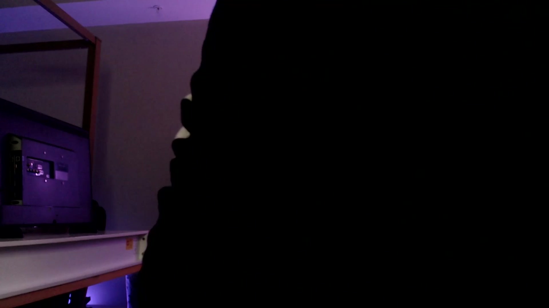 Gallery image thumbnail from Alexis_Anne's myfreecams stream on, 08/09/2023, 03:00 image 2 of 20