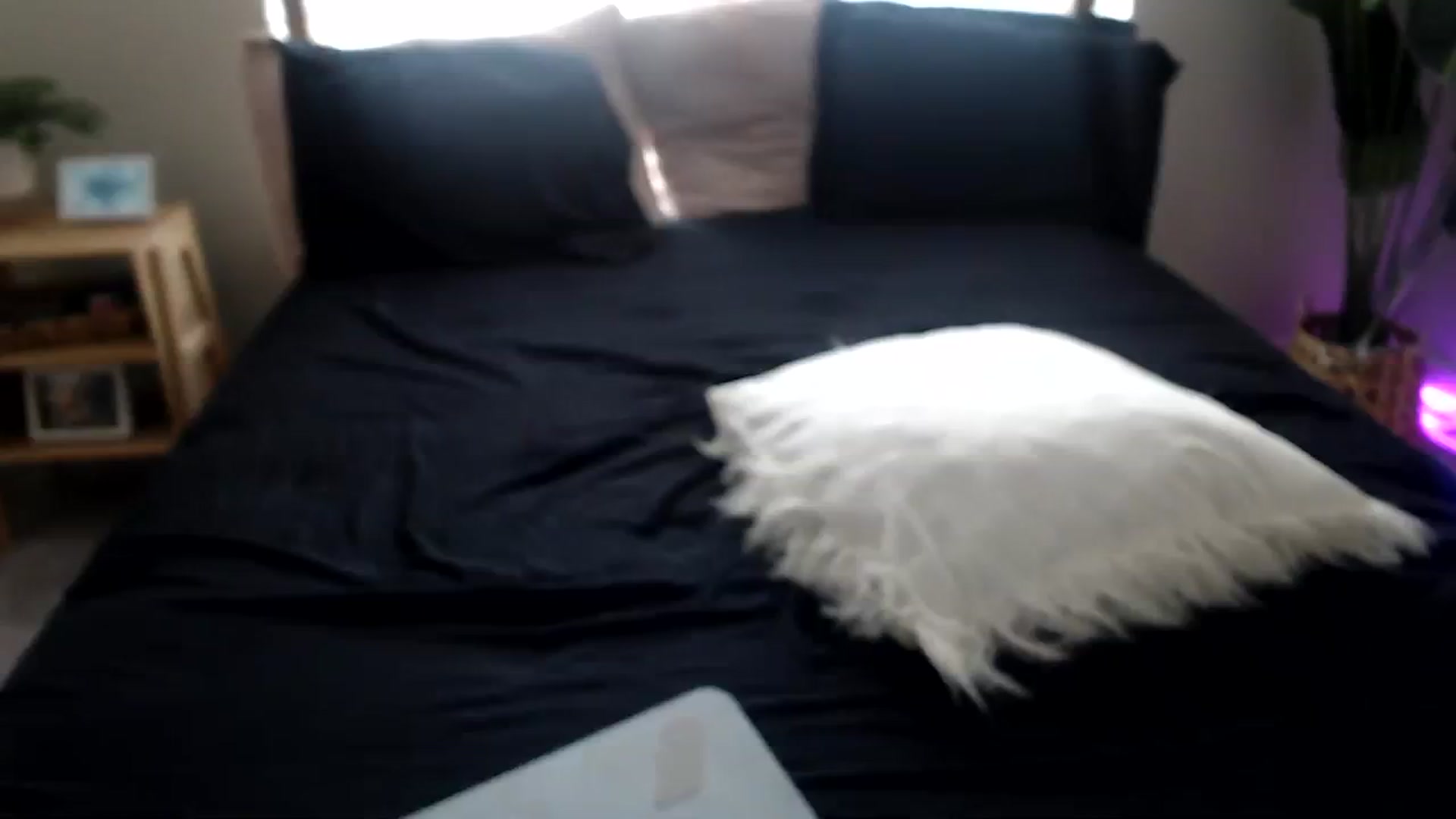 Gallery image thumbnail from Alexis_Anne's myfreecams stream on, 11/03/2023, 21:05 image 20 of 20