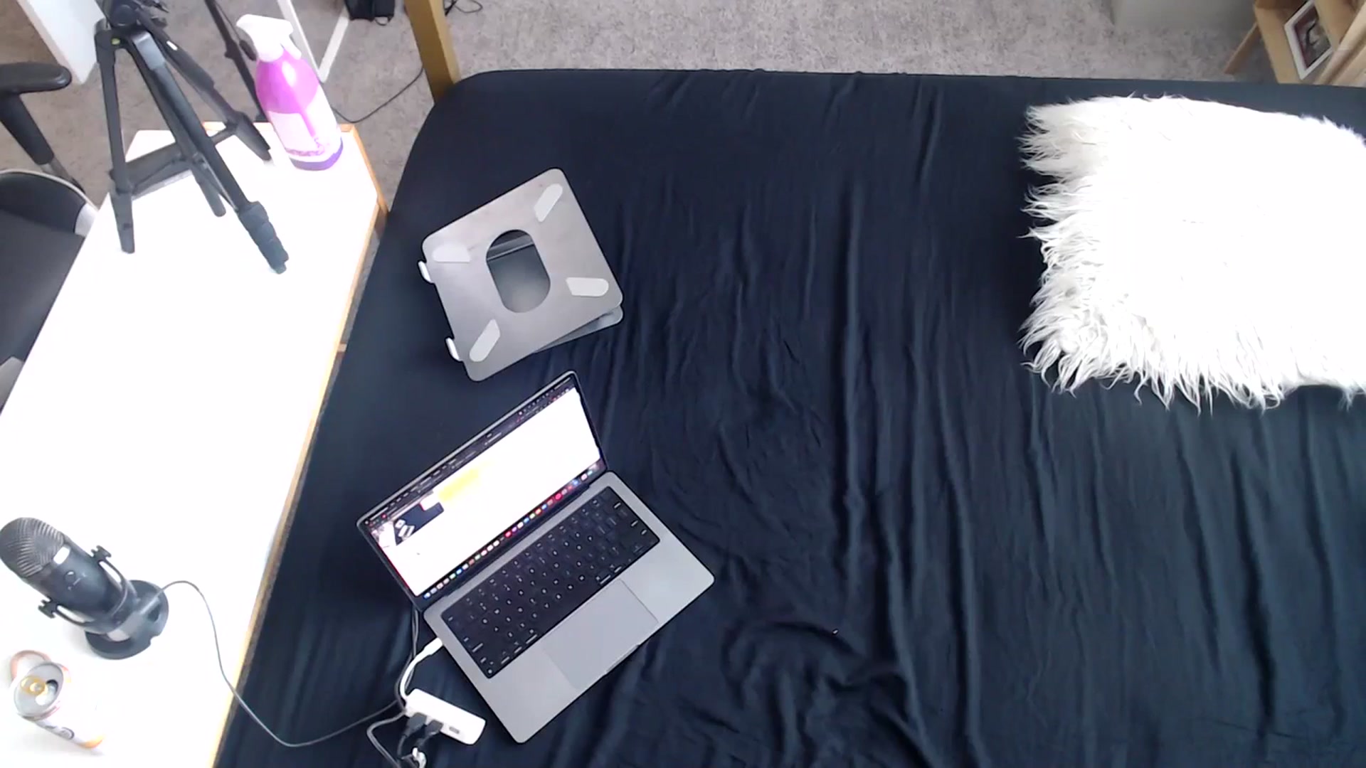 Gallery image thumbnail from Alexis_Anne's myfreecams stream on, 11/03/2023, 21:05 image 12 of 20