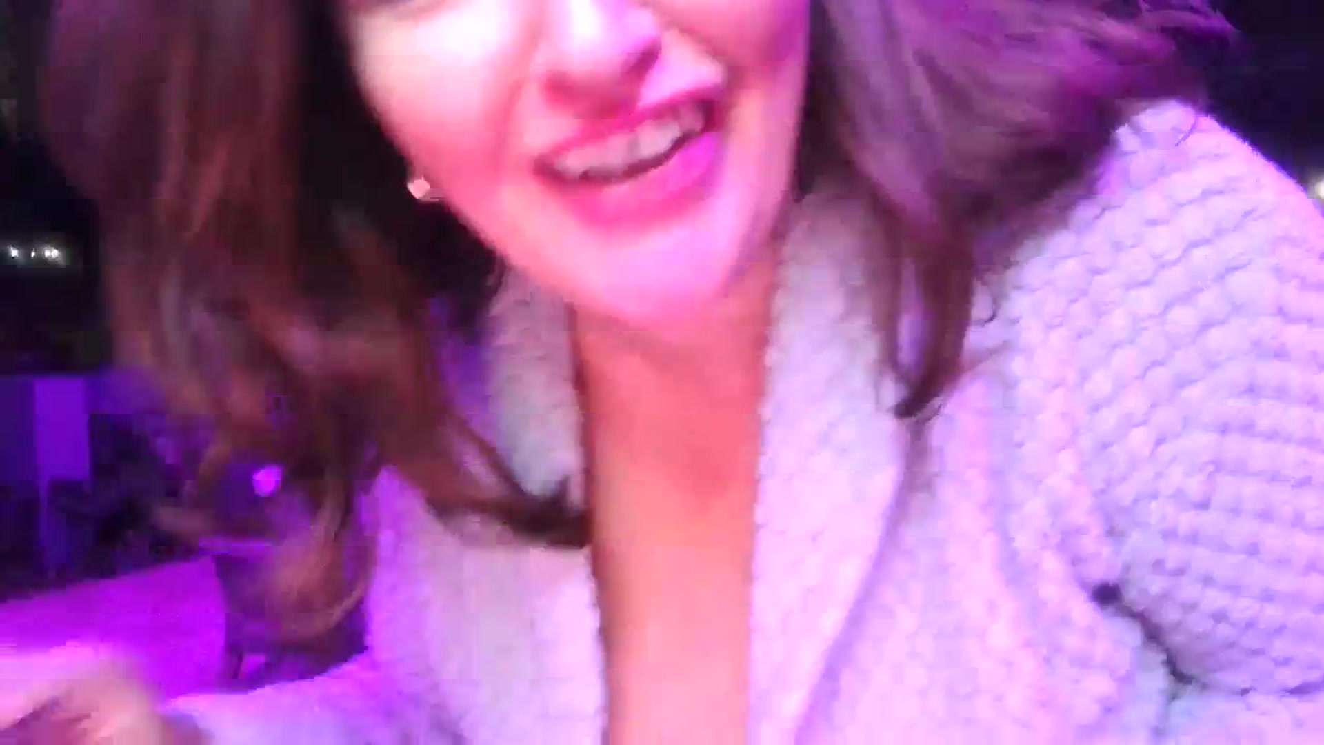 Gallery image thumbnail from Alexis_Anne's myfreecams stream on, 11/24/2023, 02:27 image 15 of 20