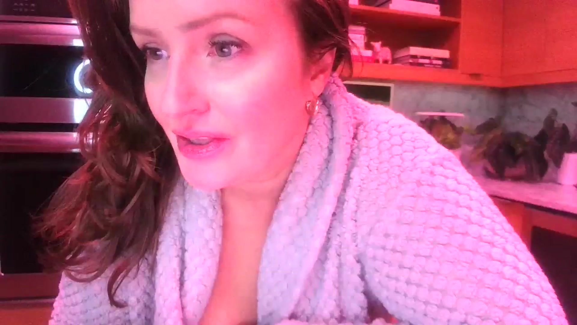 Gallery image thumbnail from Alexis_Anne's myfreecams stream on, 11/24/2023, 02:27 image 11 of 20
