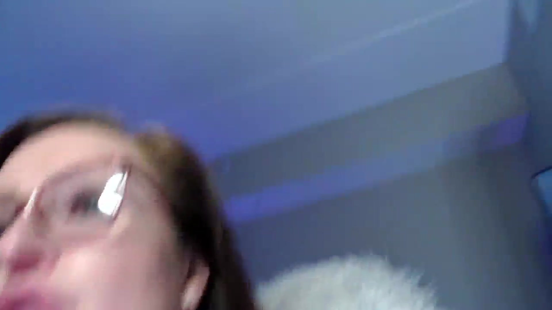 Gallery image thumbnail from Alexis_Anne's myfreecams stream on, 12/19/2023, 01:24 image 2 of 20