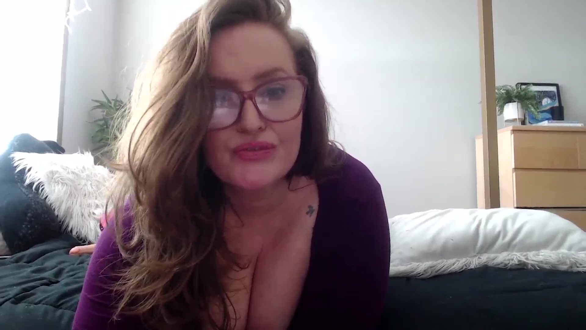 Gallery image thumbnail from Alexis_Anne's myfreecams stream on, 05/31/2024, 22:06 image 10 of 20