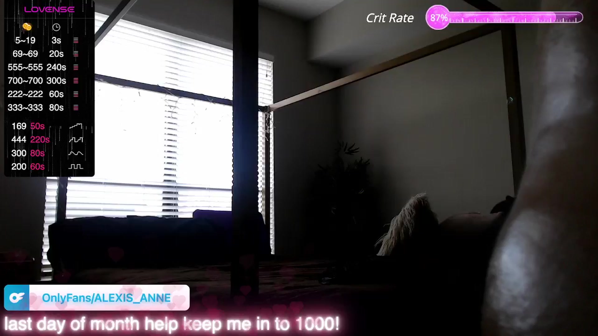 Gallery image thumbnail from Alexis_Anne's myfreecams stream on, 10/31/2024, 16:16 image 12 of 20