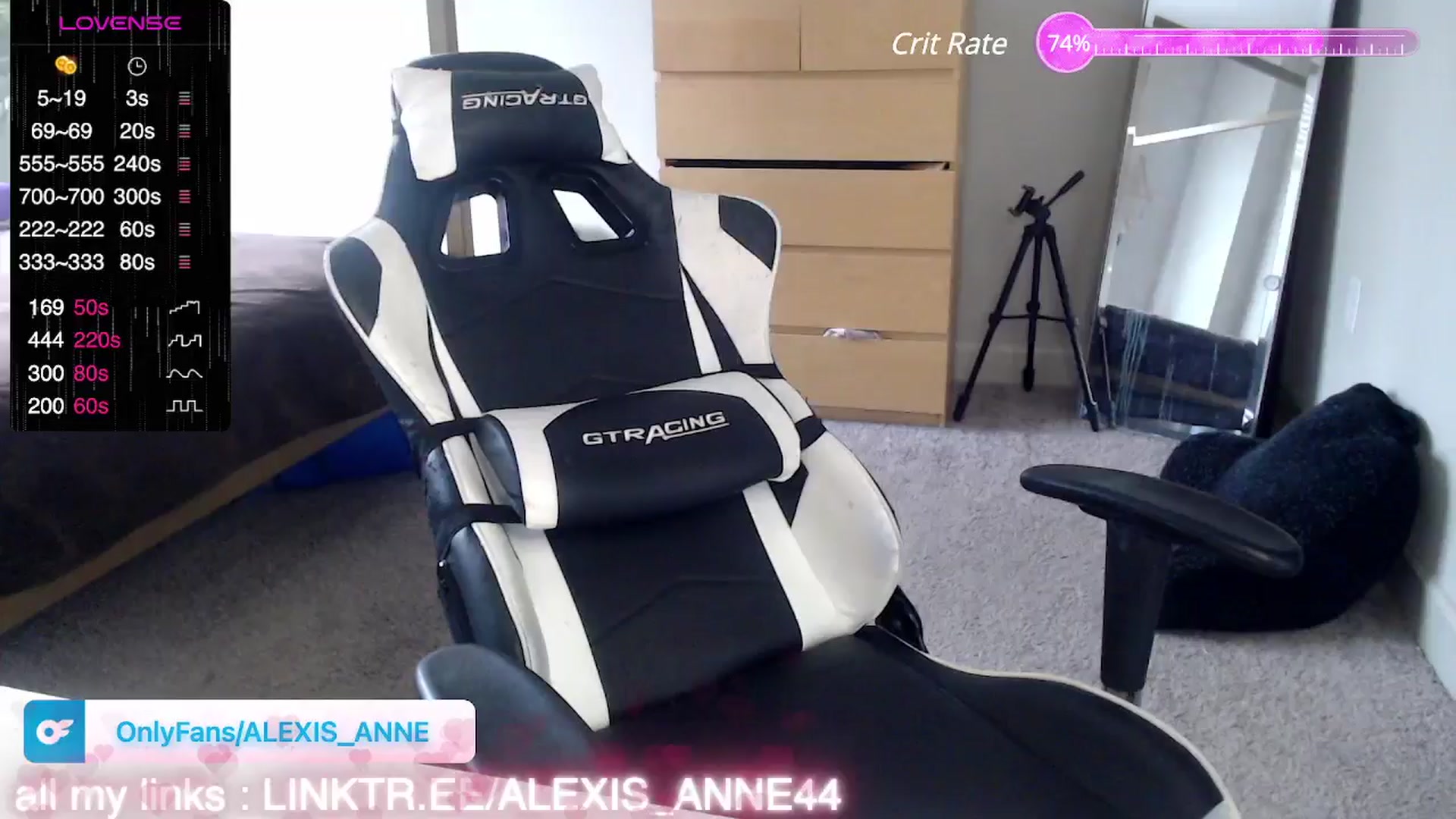 Gallery image thumbnail from Alexis_Anne's myfreecams stream on, 11/08/2024, 17:57 image 12 of 20