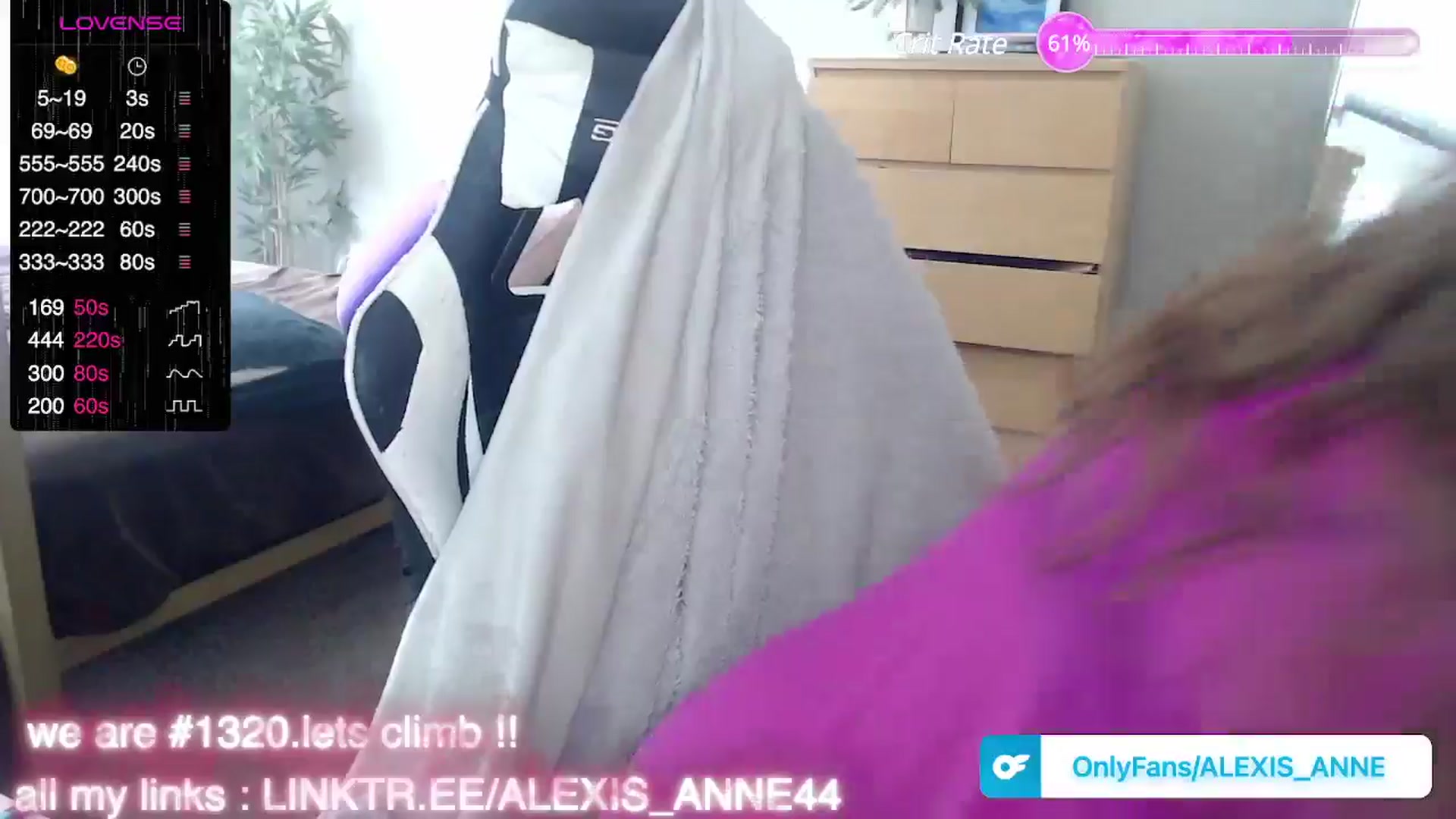Gallery image thumbnail from Alexis_Anne's myfreecams stream on, 11/10/2024, 18:16 image 12 of 20