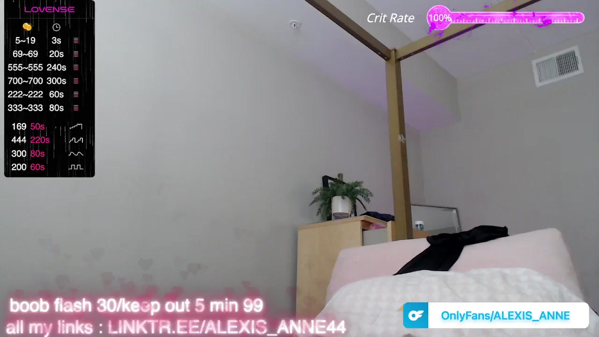 Gallery image thumbnail from Alexis_Anne's myfreecams stream on, 11/18/2024, 20:35 image 4 of 20