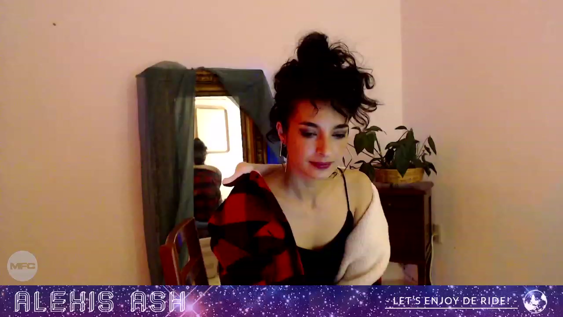 Gallery image thumbnail from Alexis_Ash's myfreecams stream on, 11/21/2022, 05:56 image 16 of 20