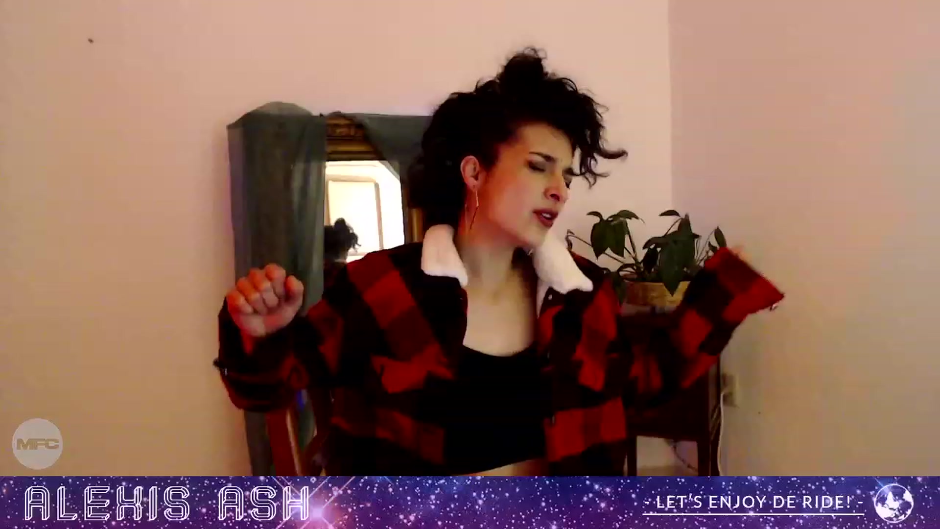 Gallery image thumbnail from Alexis_Ash's myfreecams stream on, 11/21/2022, 05:56 image 15 of 20