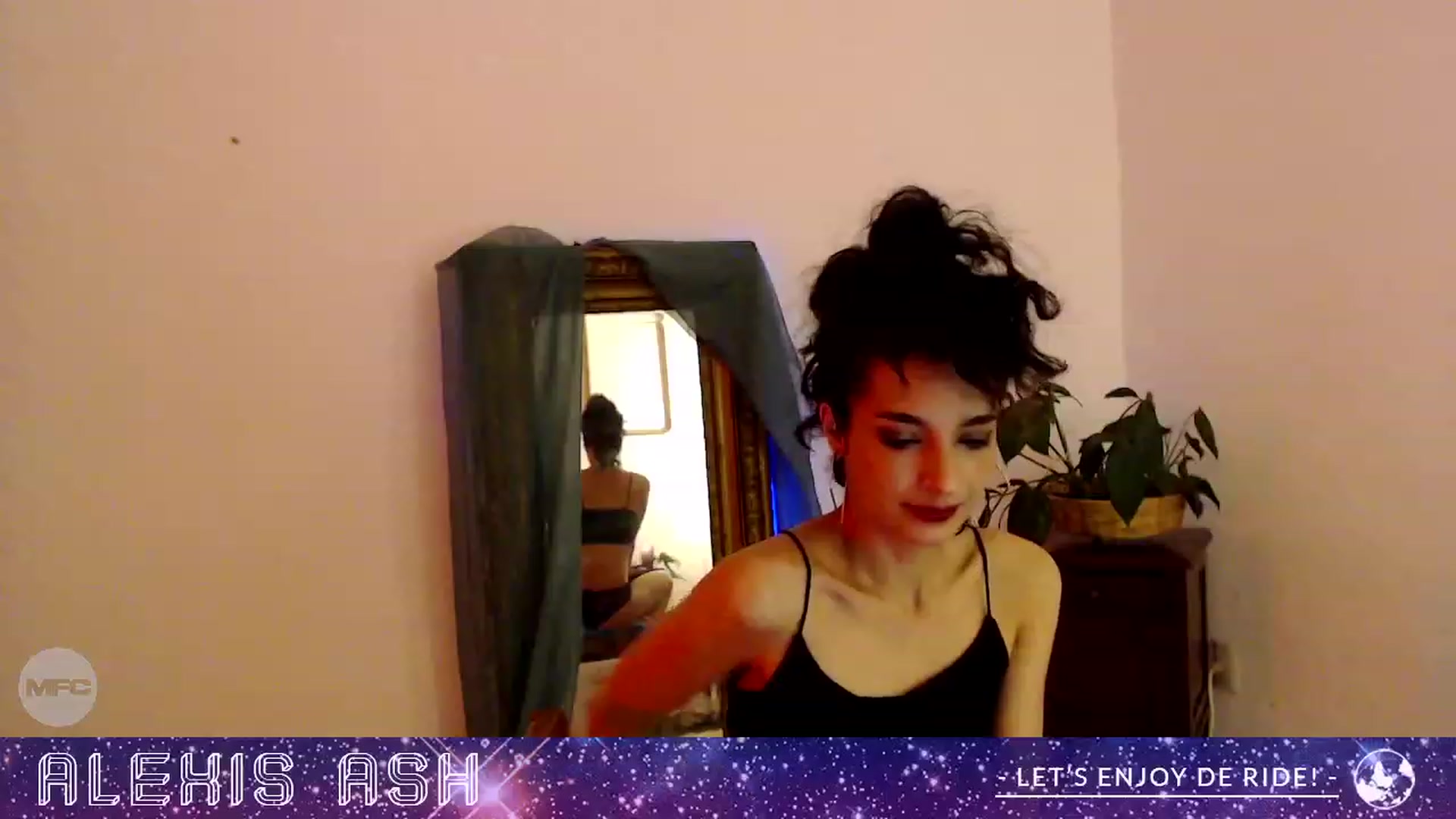 Gallery image thumbnail from Alexis_Ash's myfreecams stream on, 11/21/2022, 05:56 image 20 of 20