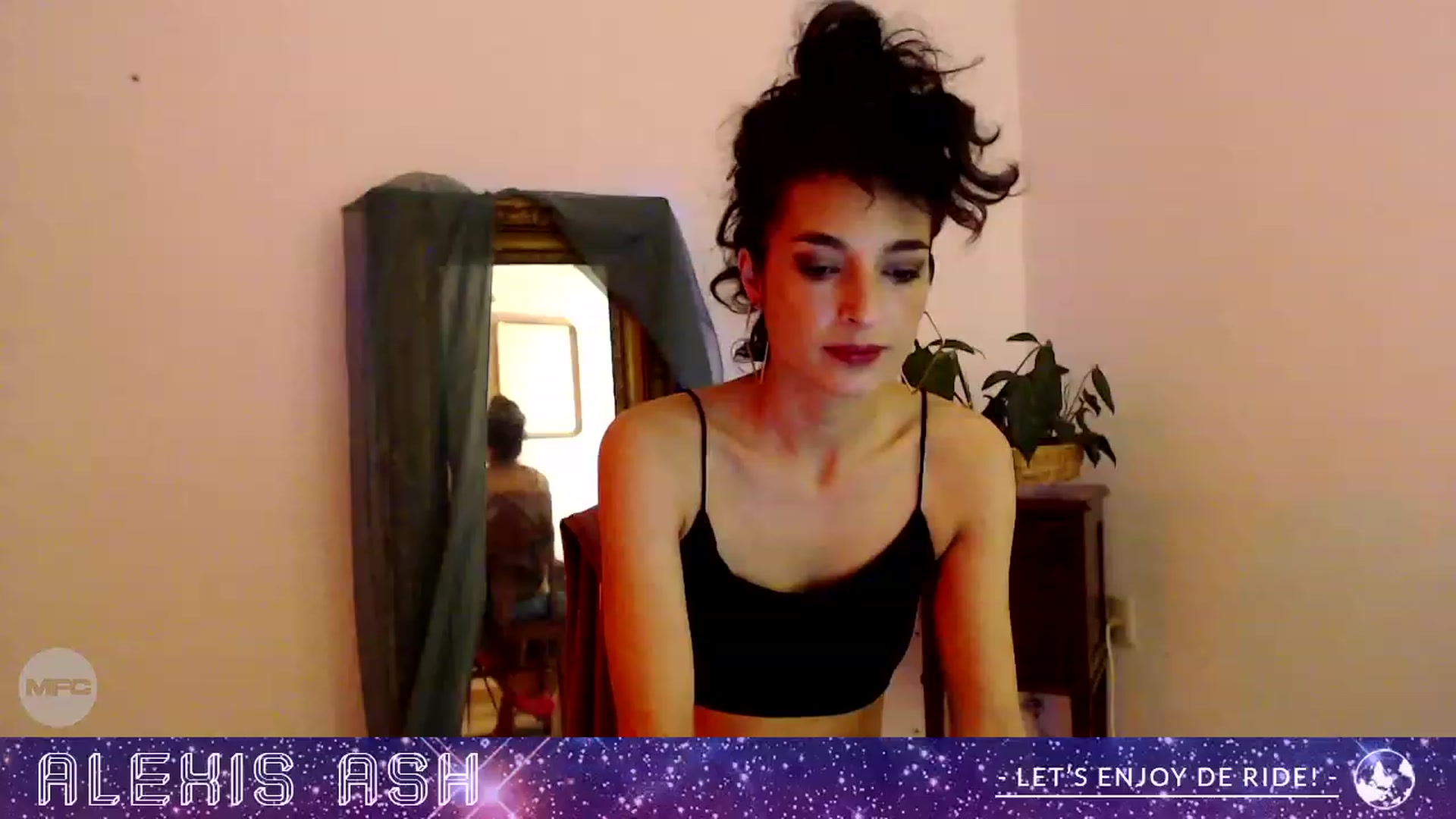 Gallery image thumbnail from Alexis_Ash's myfreecams stream on, 11/21/2022, 05:56 image 5 of 20