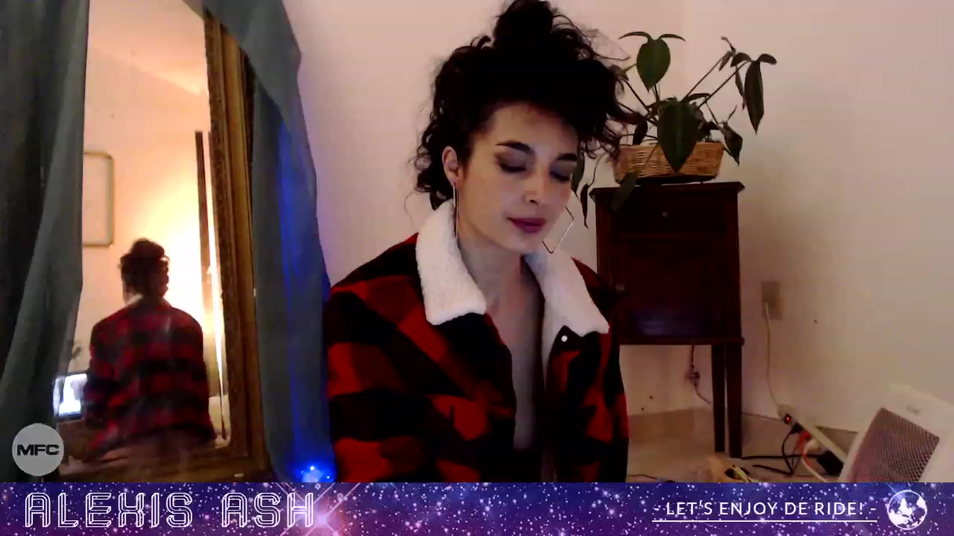 Gallery image thumbnail from Alexis_Ash's myfreecams stream on, 11/21/2022, 08:26 image 19 of 20