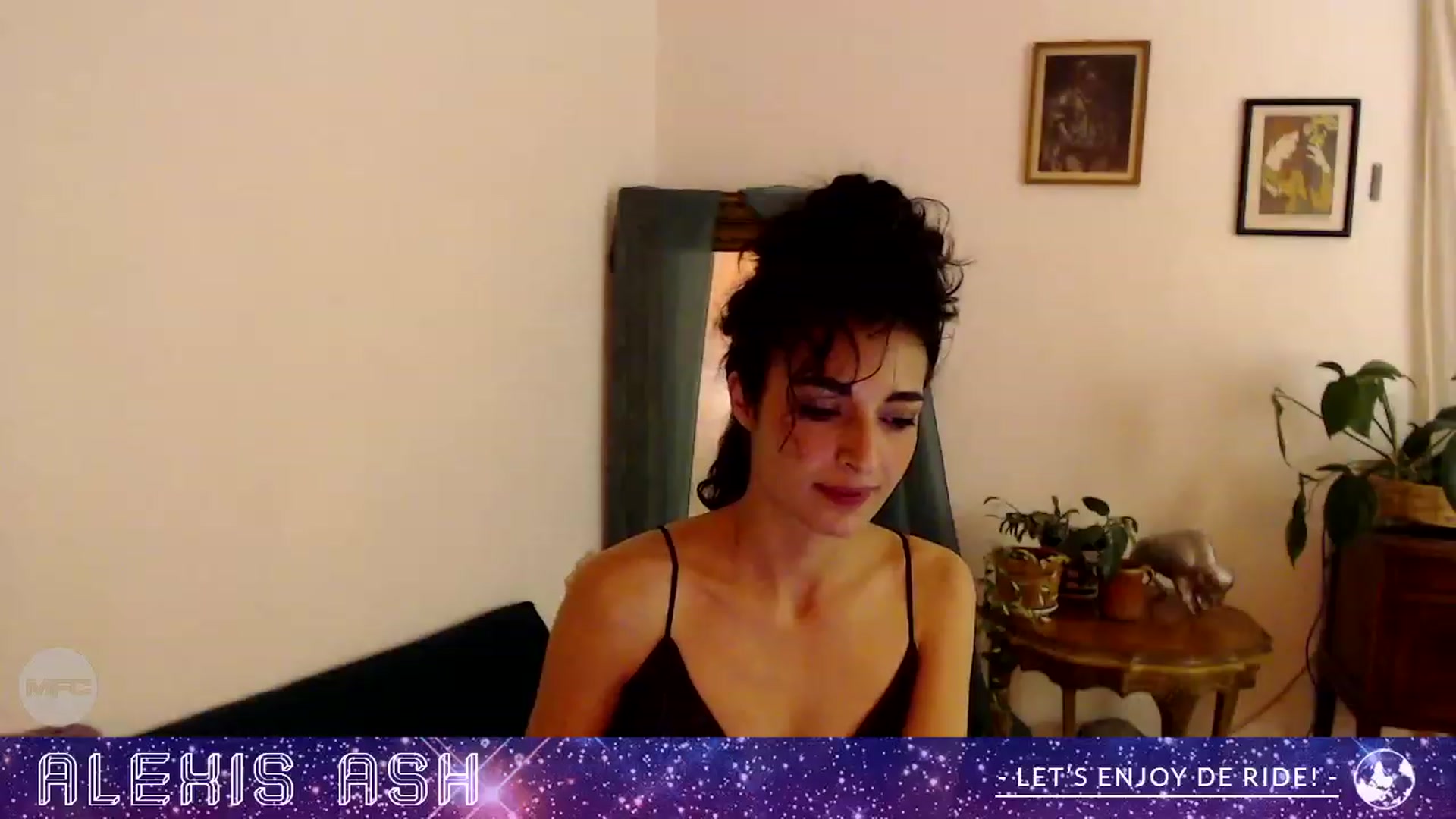 Gallery image thumbnail from Alexis_Ash's myfreecams stream on, 11/28/2022, 06:40 image 13 of 20