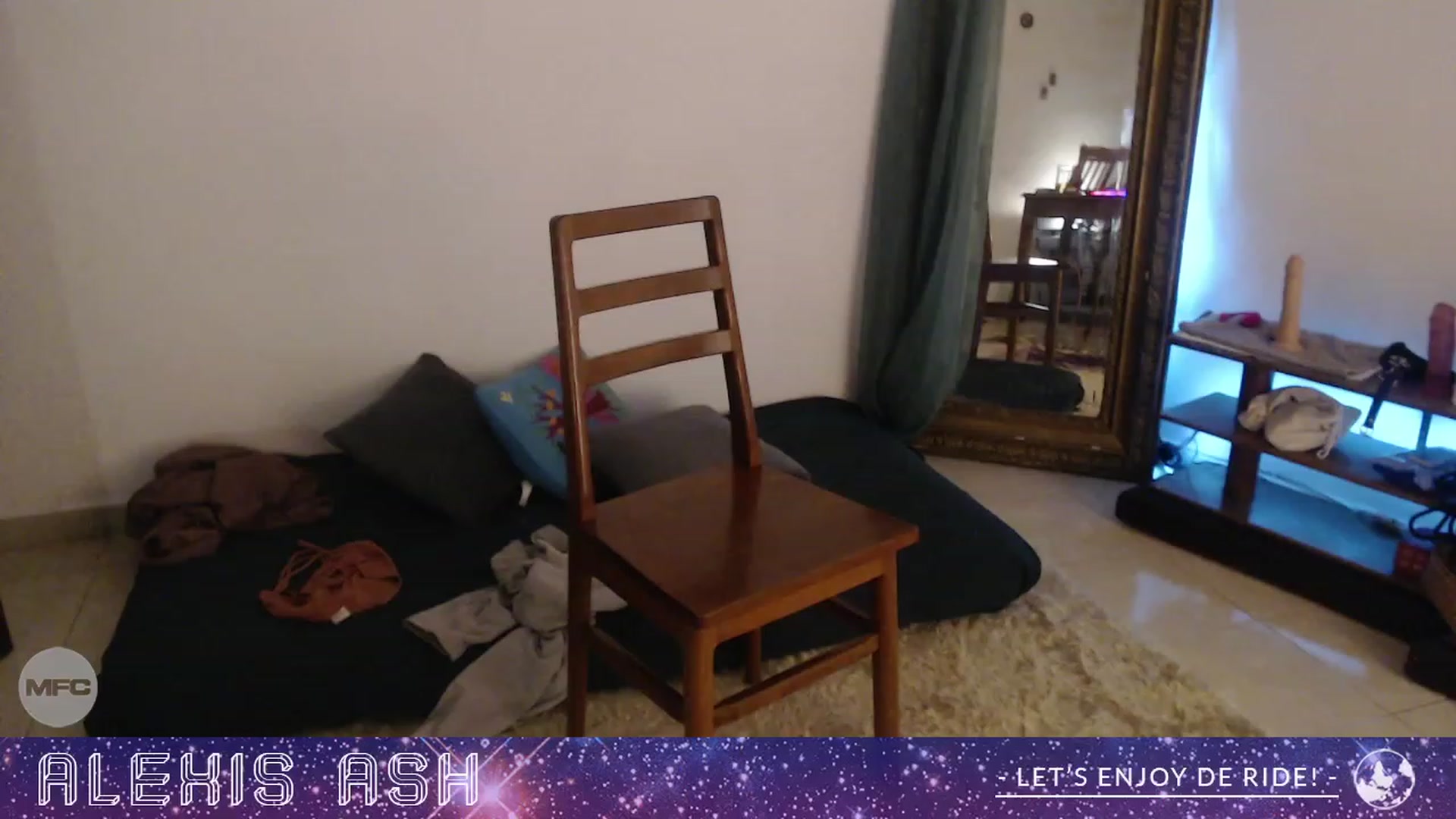 Gallery image thumbnail from Alexis_Ash's myfreecams stream on, 04/02/2023, 08:35 image 3 of 20