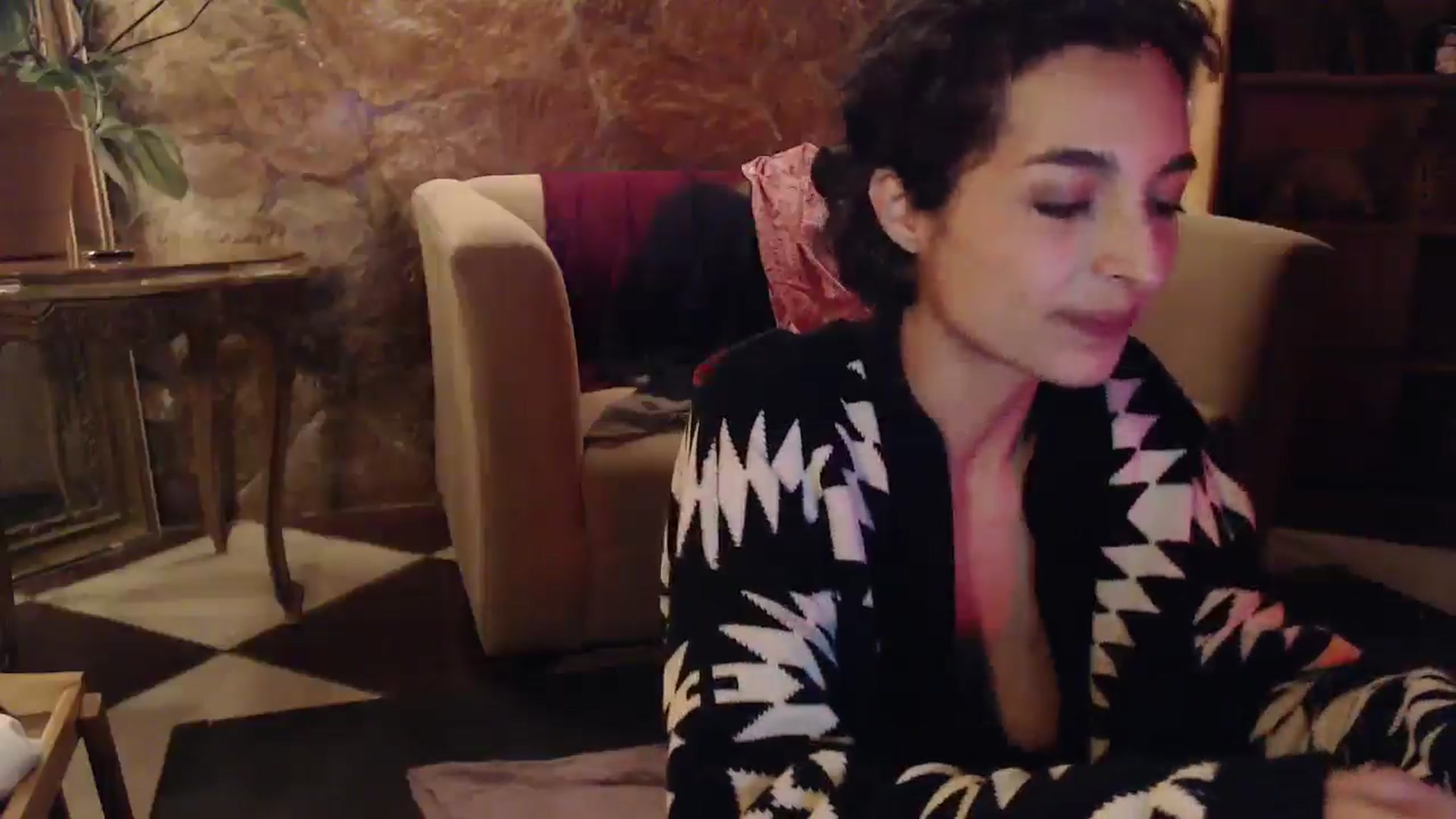Gallery image thumbnail from Alexis_Ash's myfreecams stream on, 06/30/2024, 09:38 image 17 of 20