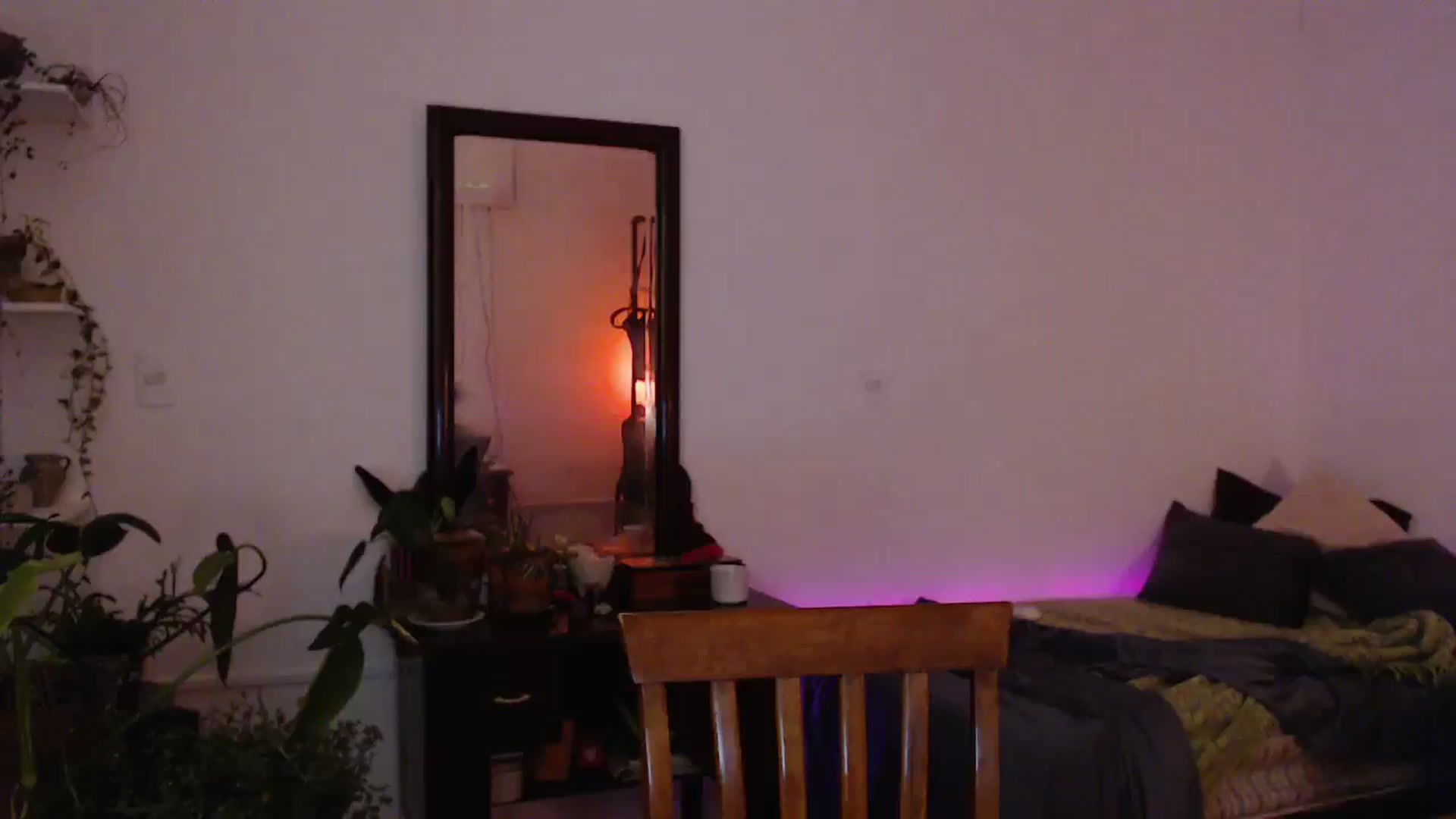 Gallery image thumbnail from Alexis_Ash's myfreecams stream on, 07/29/2024, 11:51 image 4 of 20