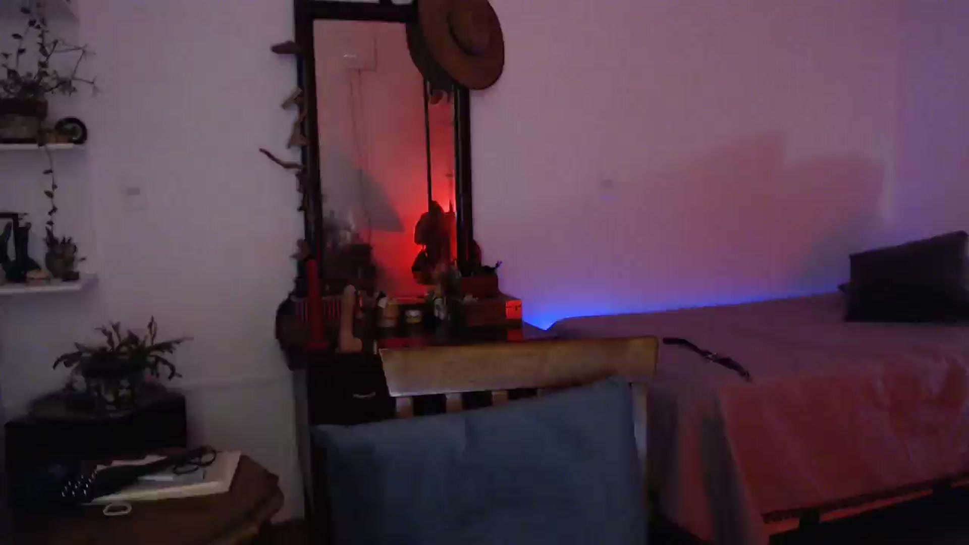 Gallery image thumbnail from Alexis_Ash's myfreecams stream on, 08/26/2024, 08:18 image 19 of 20