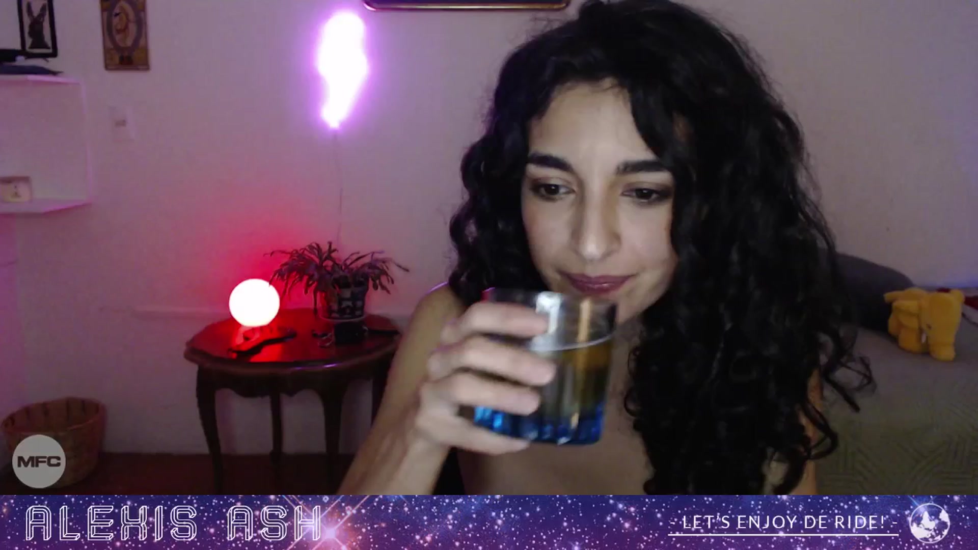 Gallery image thumbnail from Alexis_Ash's myfreecams stream on, 10/19/2025, 08:15 image 9 of 20