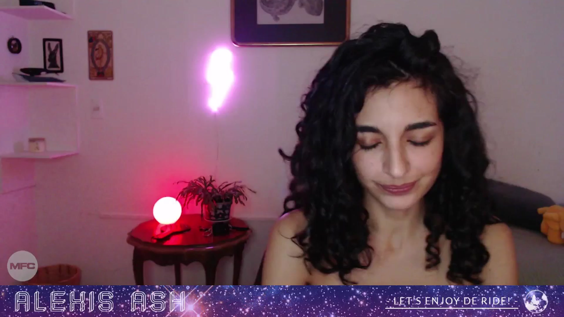 Gallery image thumbnail from Alexis_Ash's myfreecams stream on, 10/19/2025, 08:15 image 14 of 20
