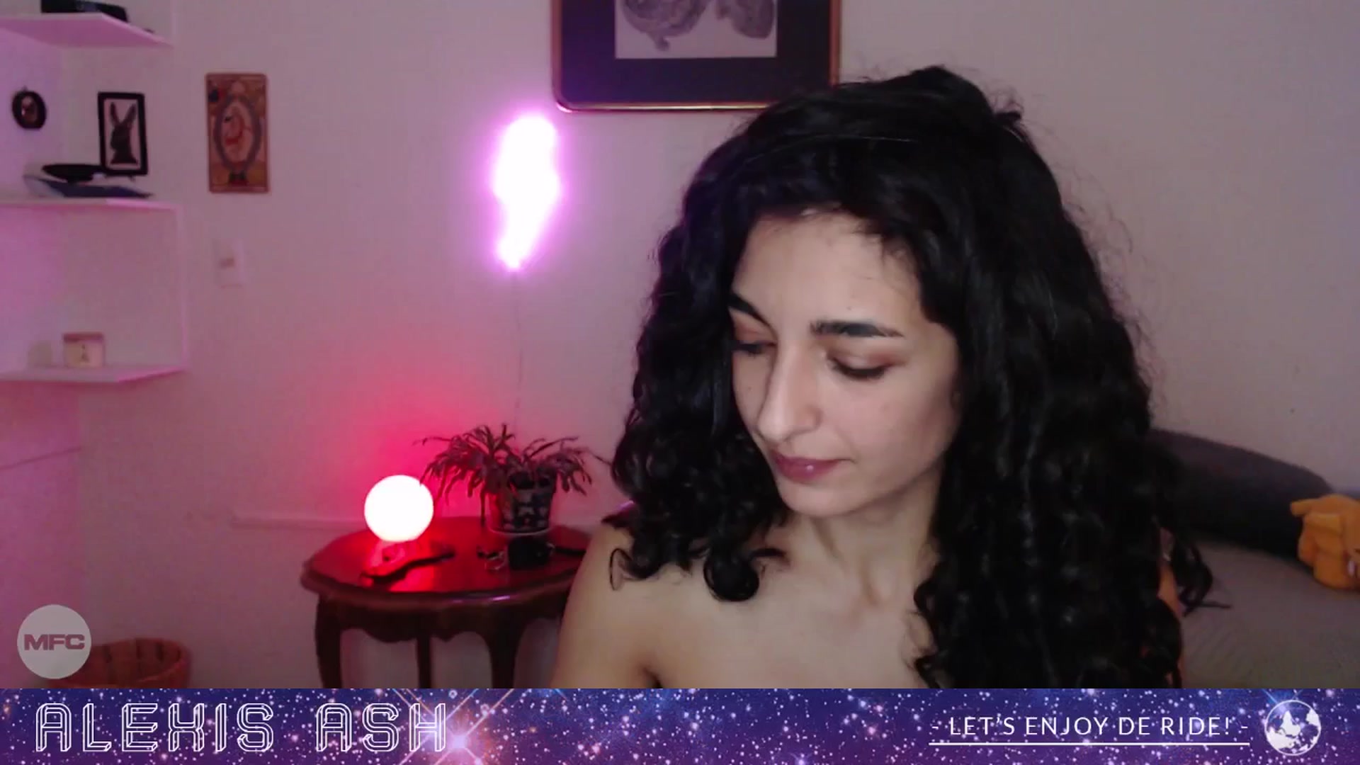 Gallery image thumbnail from Alexis_Ash's myfreecams stream on, 10/19/2025, 08:15 image 19 of 20